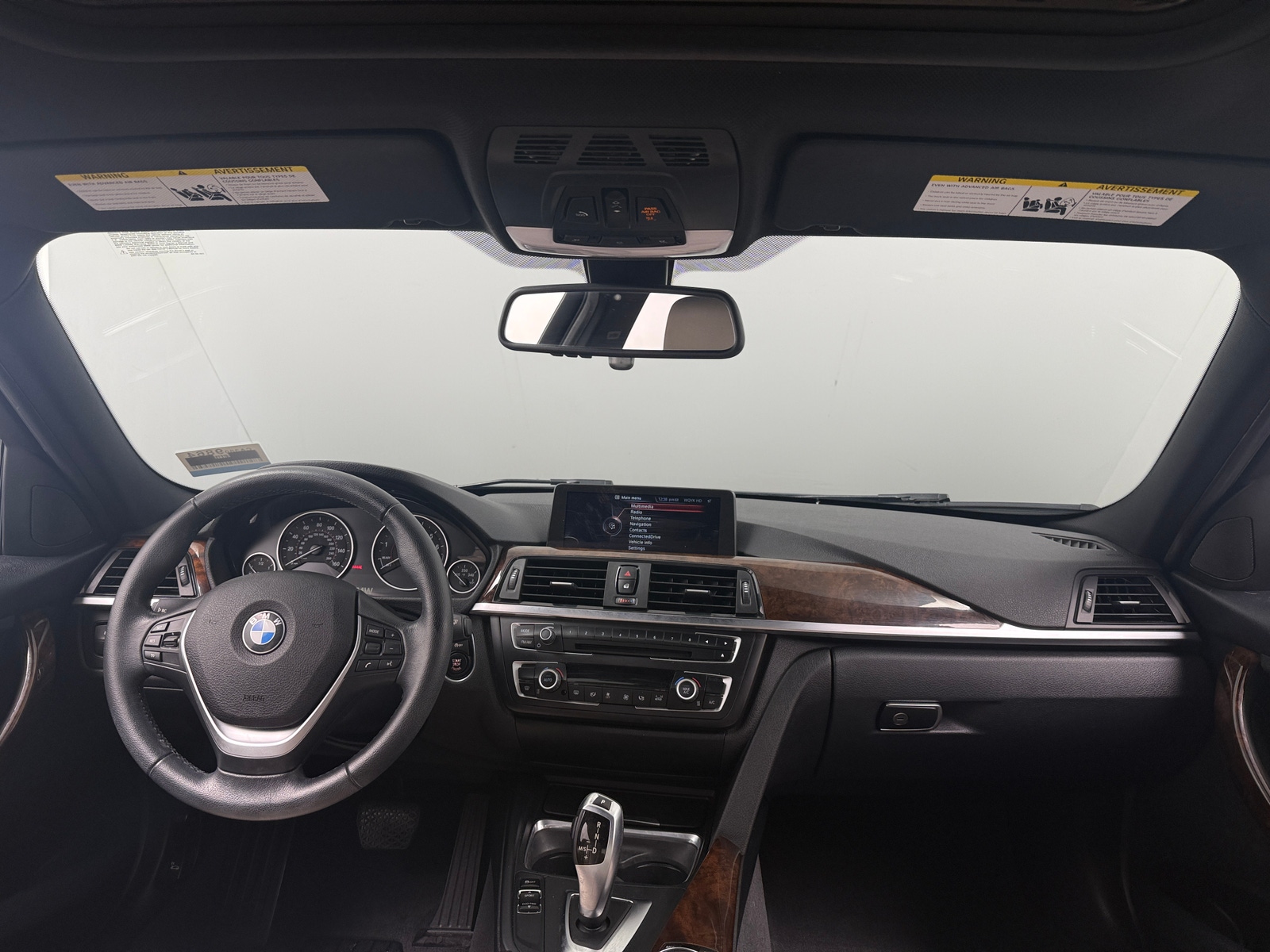 Thumbnail: 2015 BMW 3 Series - 2