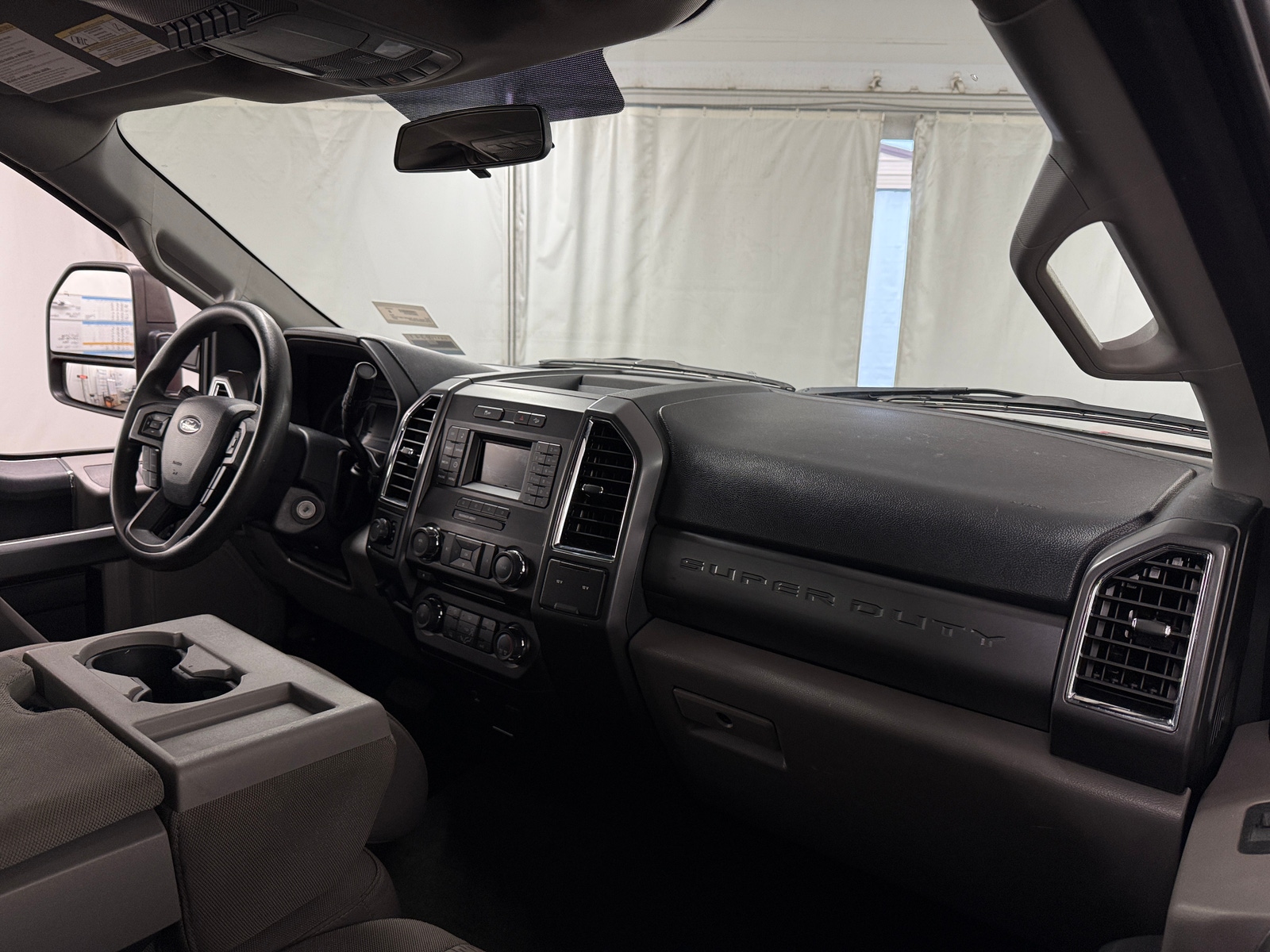 Thumbnail: 2017 Ford Econoline - 3