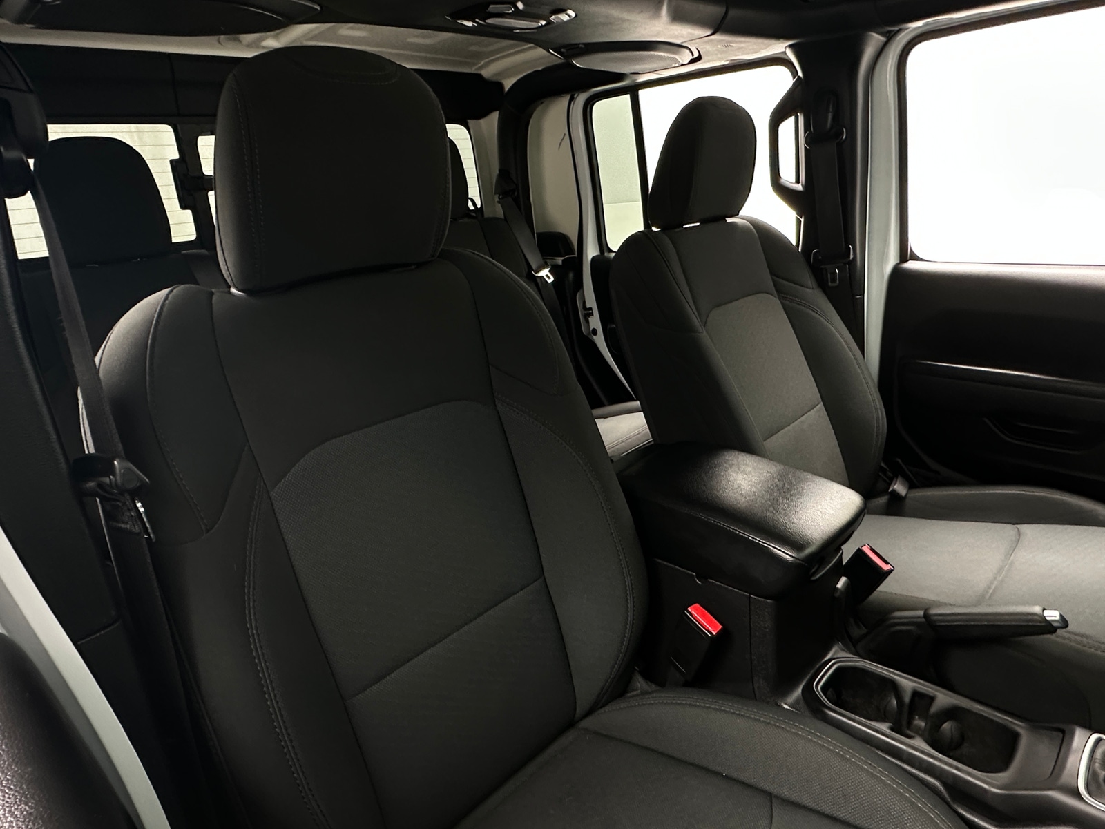 Thumbnail: 2022 Jeep Gladiator - 2