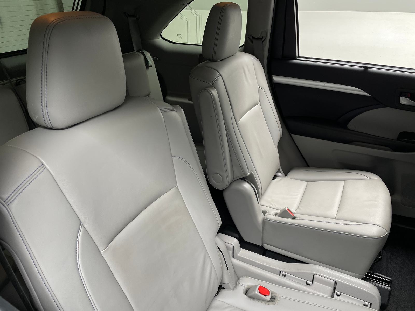 Thumbnail: 2019 Toyota Highlander - 5