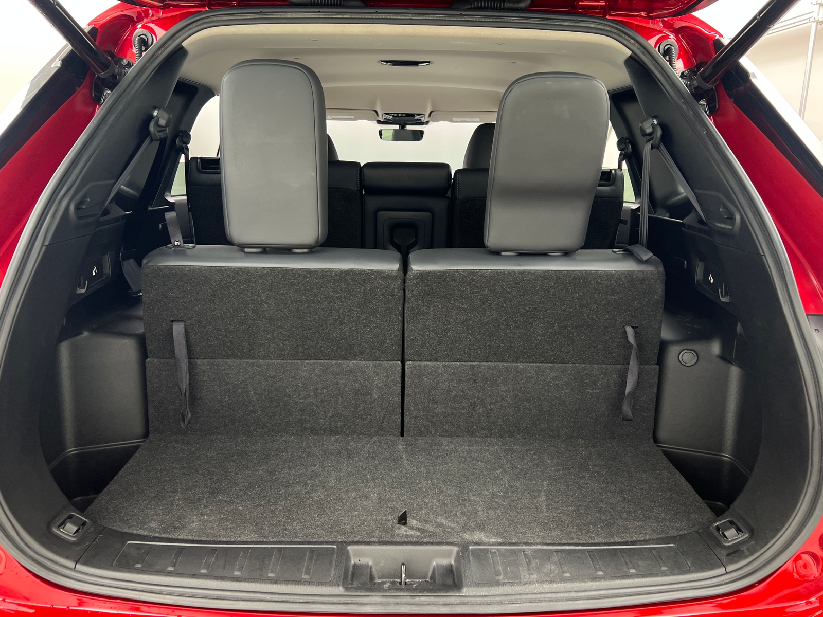 Thumbnail: 2025 Mitsubishi Outlander - 6