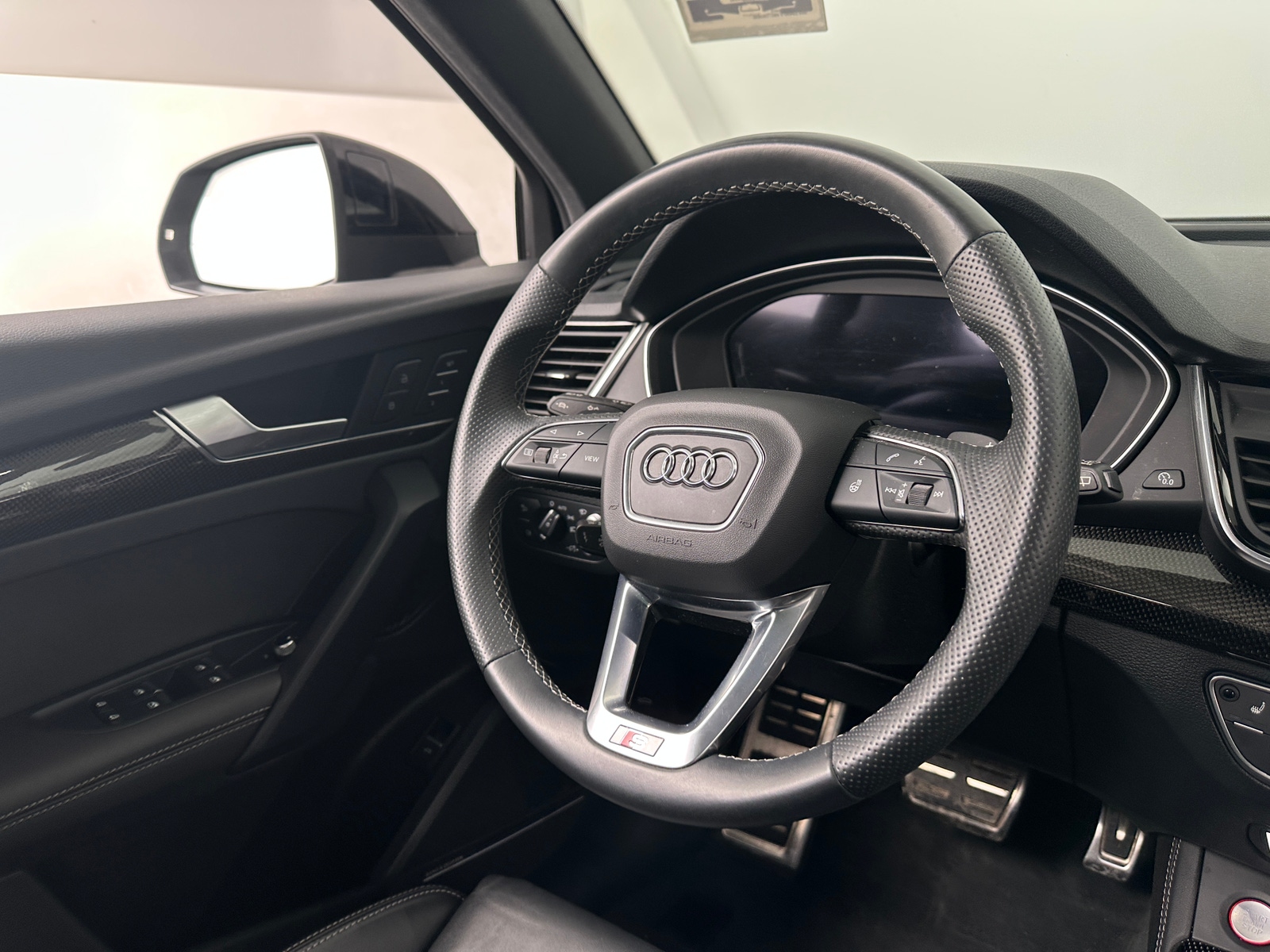 Thumbnail: 2021 Audi SQ5 - 4