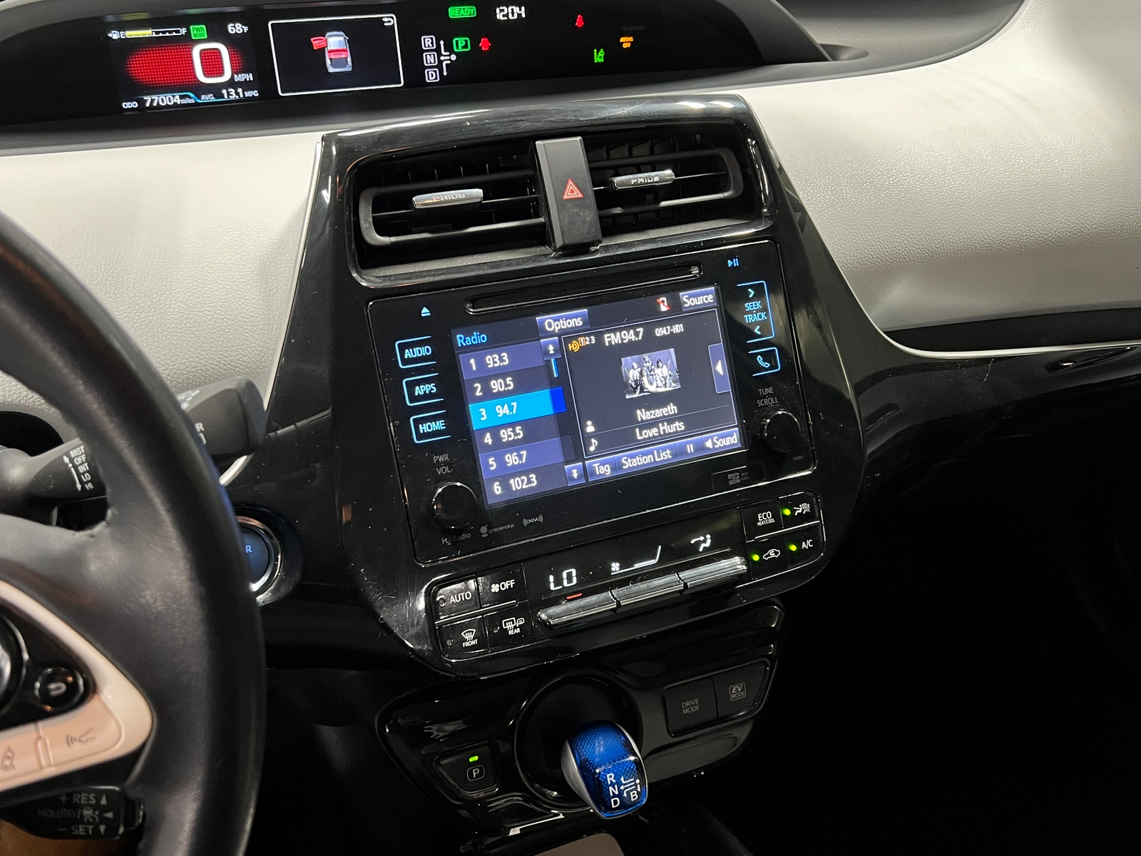 Thumbnail: 2016 Toyota Prius - 3