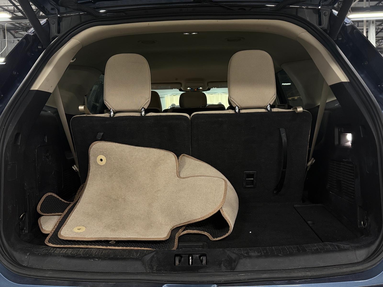 Thumbnail: 2020 Ford Explorer - 7