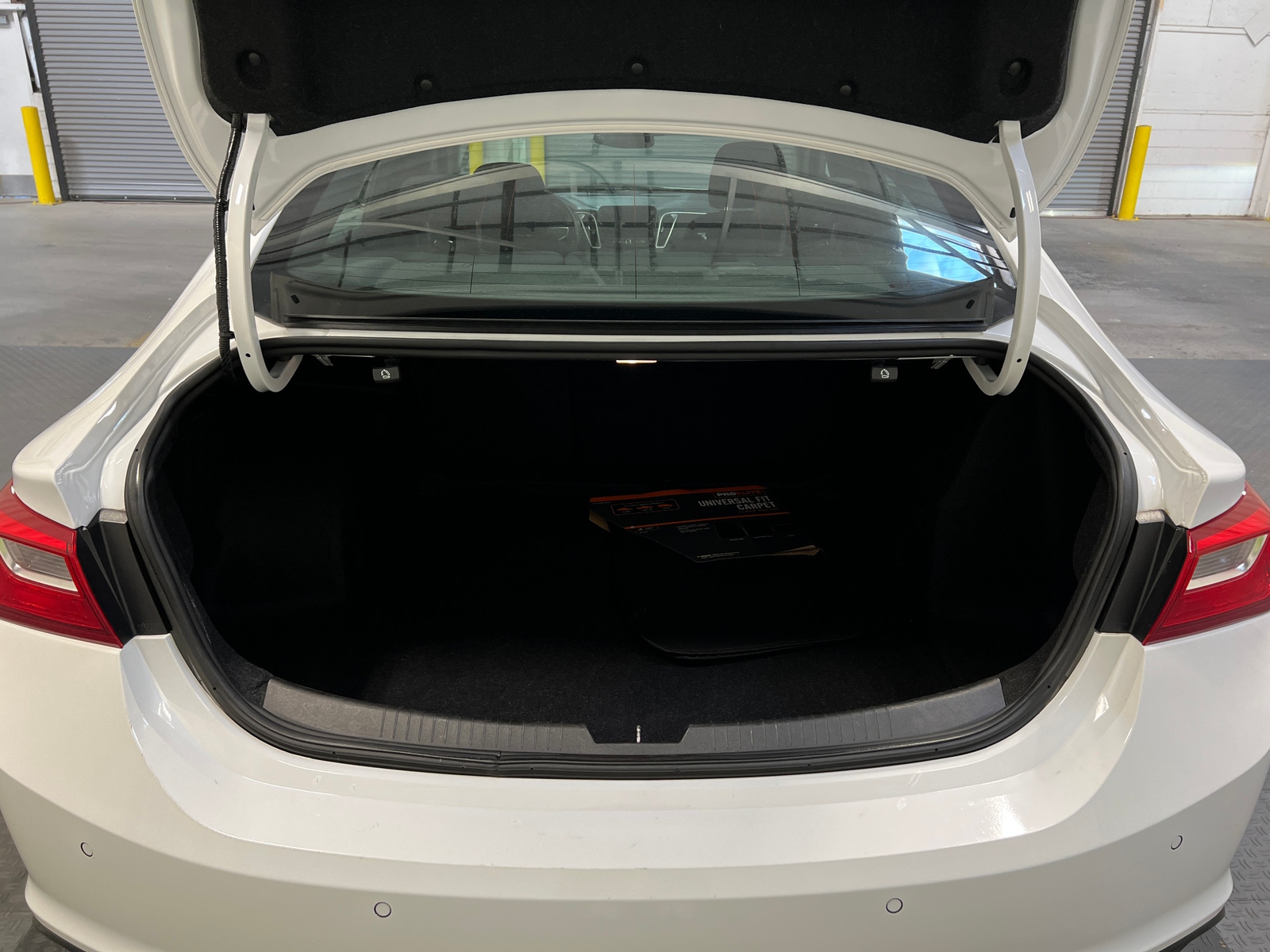 Thumbnail: 2024 Chevrolet Malibu - 7