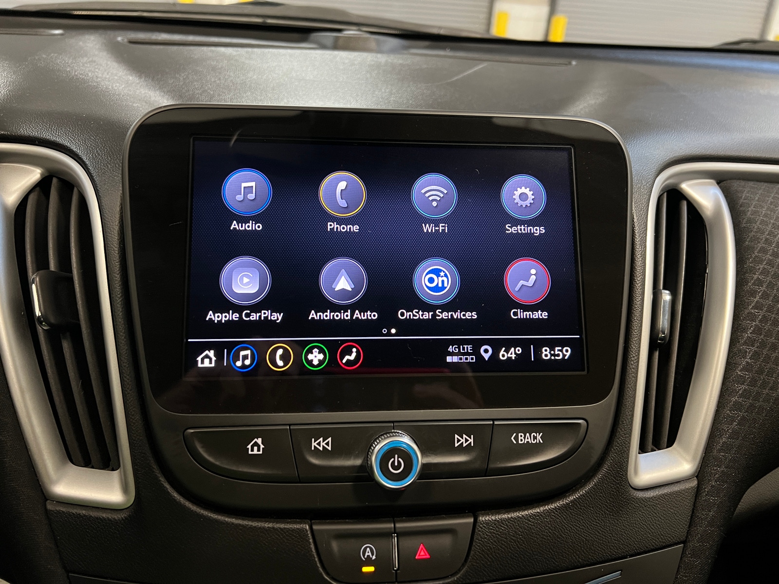 Thumbnail: 2024 Chevrolet Malibu - 4