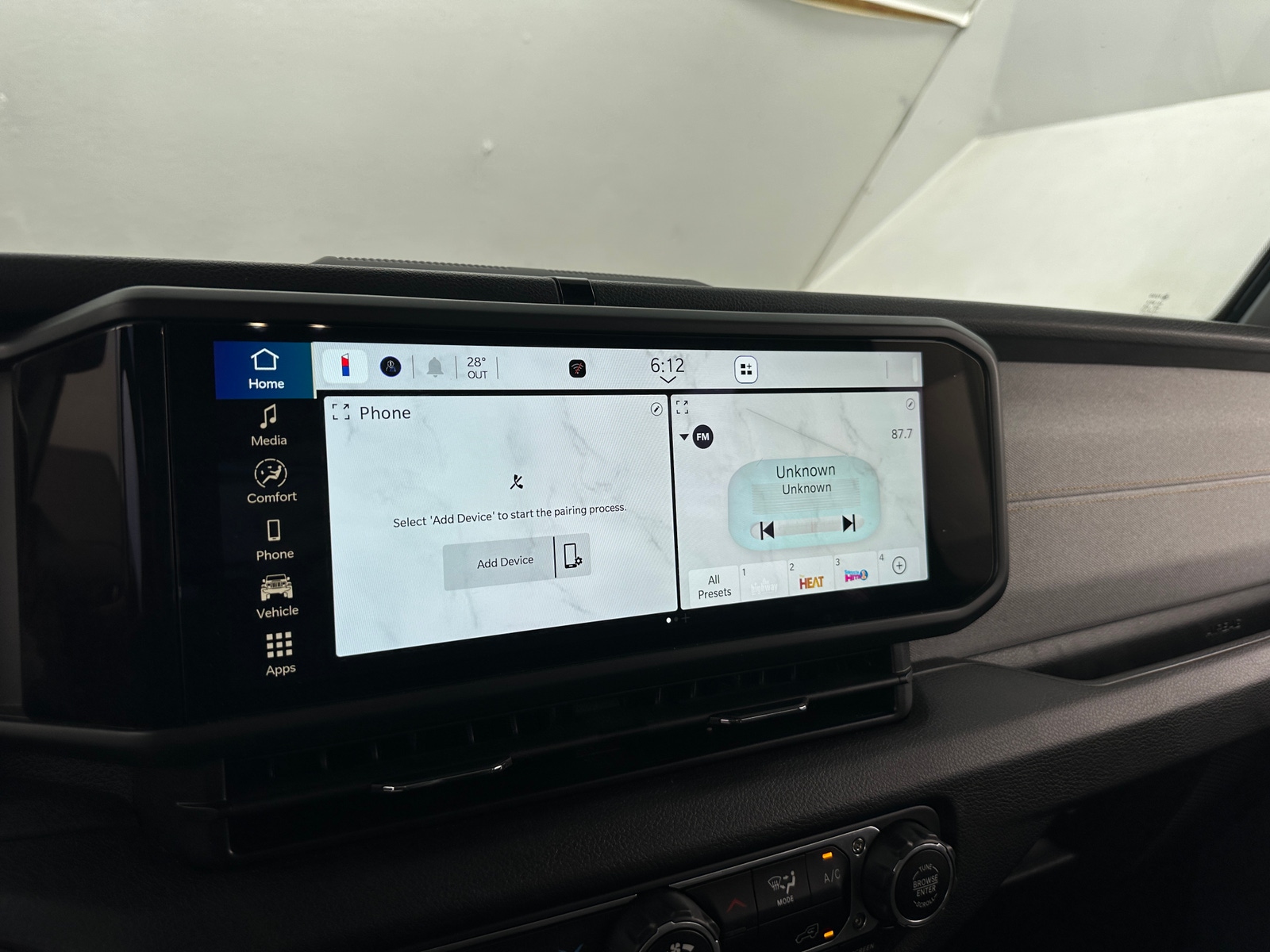 Thumbnail: 2025 Jeep Gladiator - 4