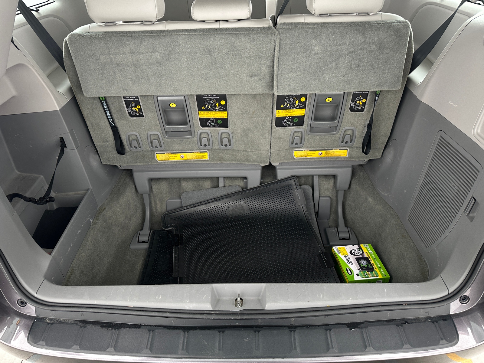 Thumbnail: 2014 Toyota Sienna - 6