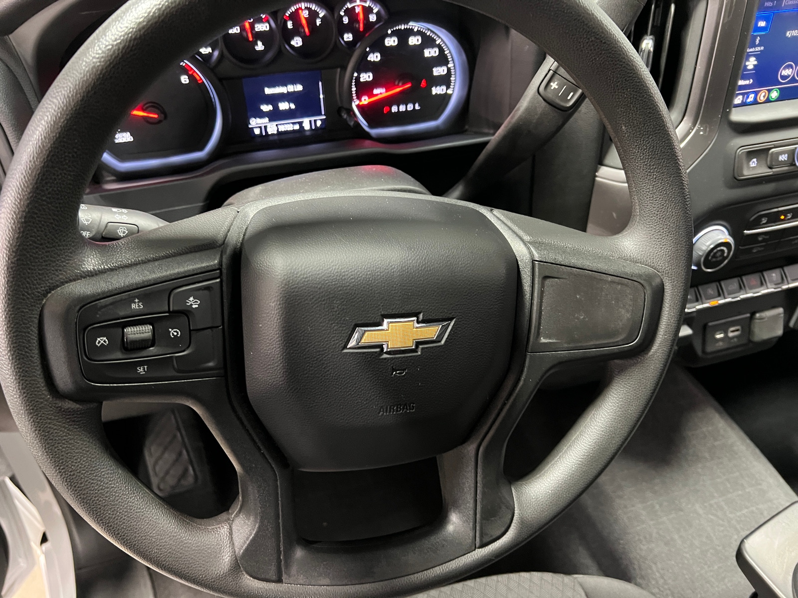 Thumbnail: 2023 Chevrolet Silverado 1500 - 5