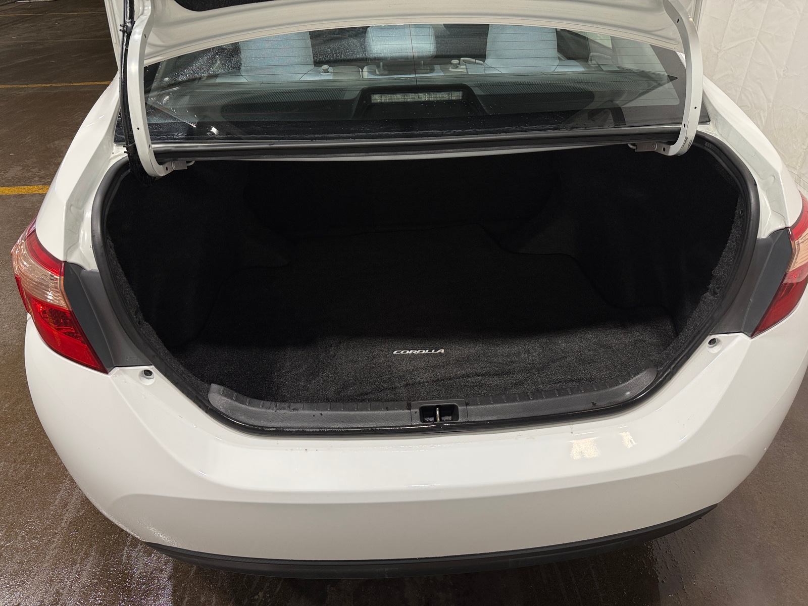 Thumbnail: 2018 Toyota Corolla - 7