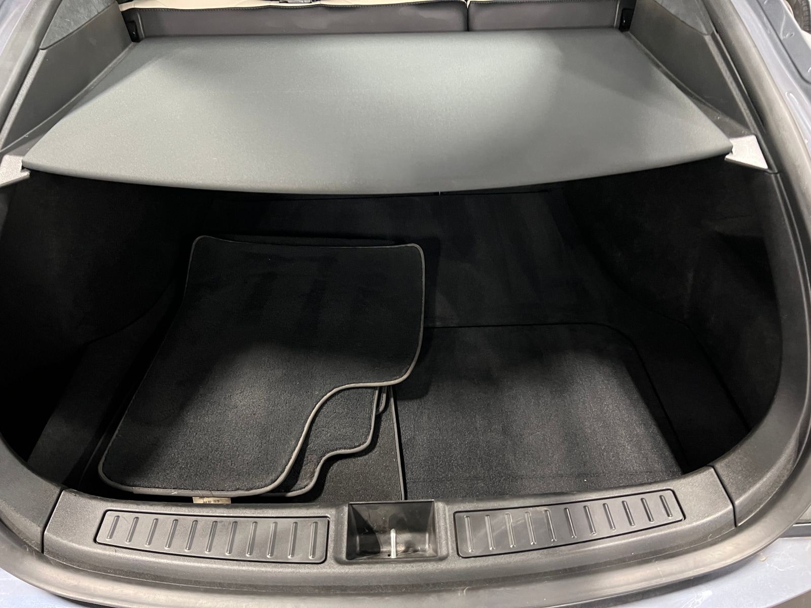 Thumbnail: 2020 Tesla Model S - 6