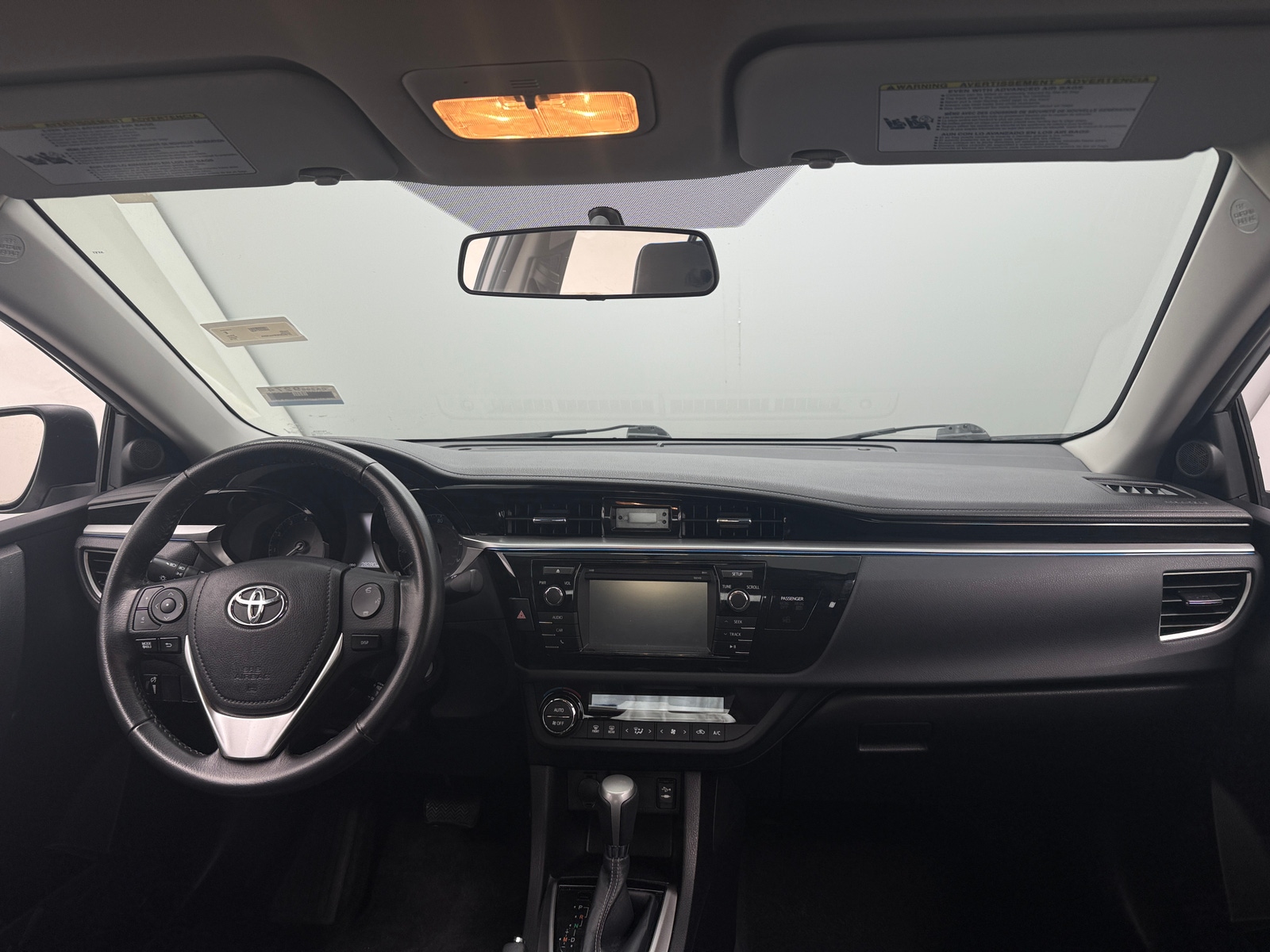 Thumbnail: 2015 Toyota Corolla - 3