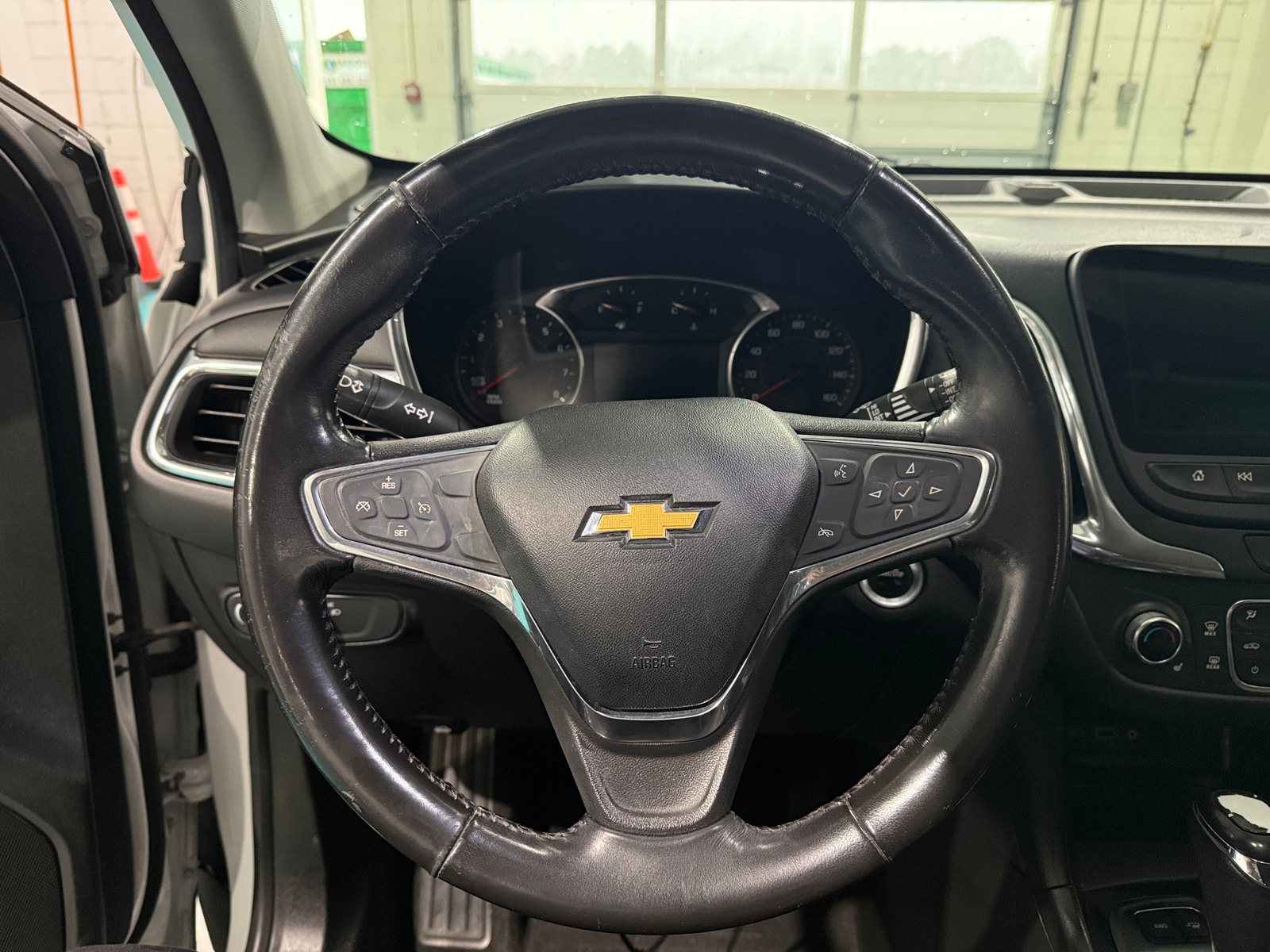 Thumbnail: 2019 Chevrolet Equinox - 5