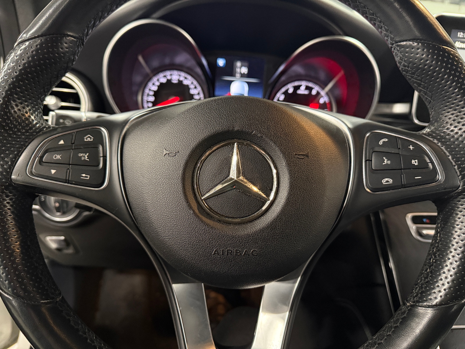 Thumbnail: 2018 Mercedes-Benz GLC - 4