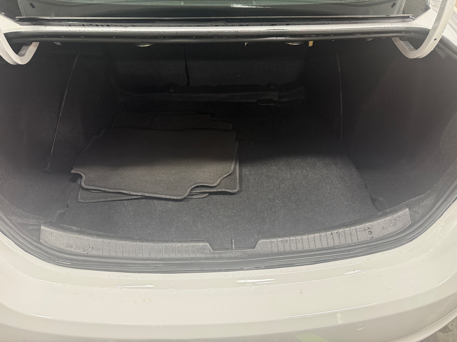 Thumbnail: 2024 Chevrolet Malibu - 6