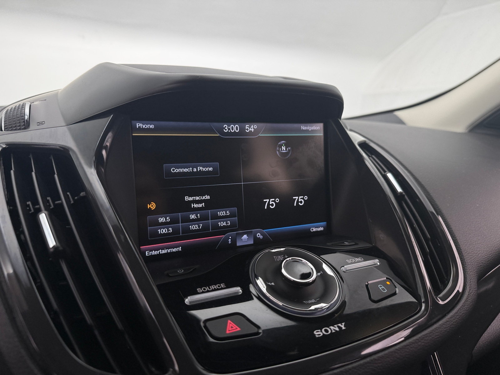 Thumbnail: 2014 Ford Escape - 3