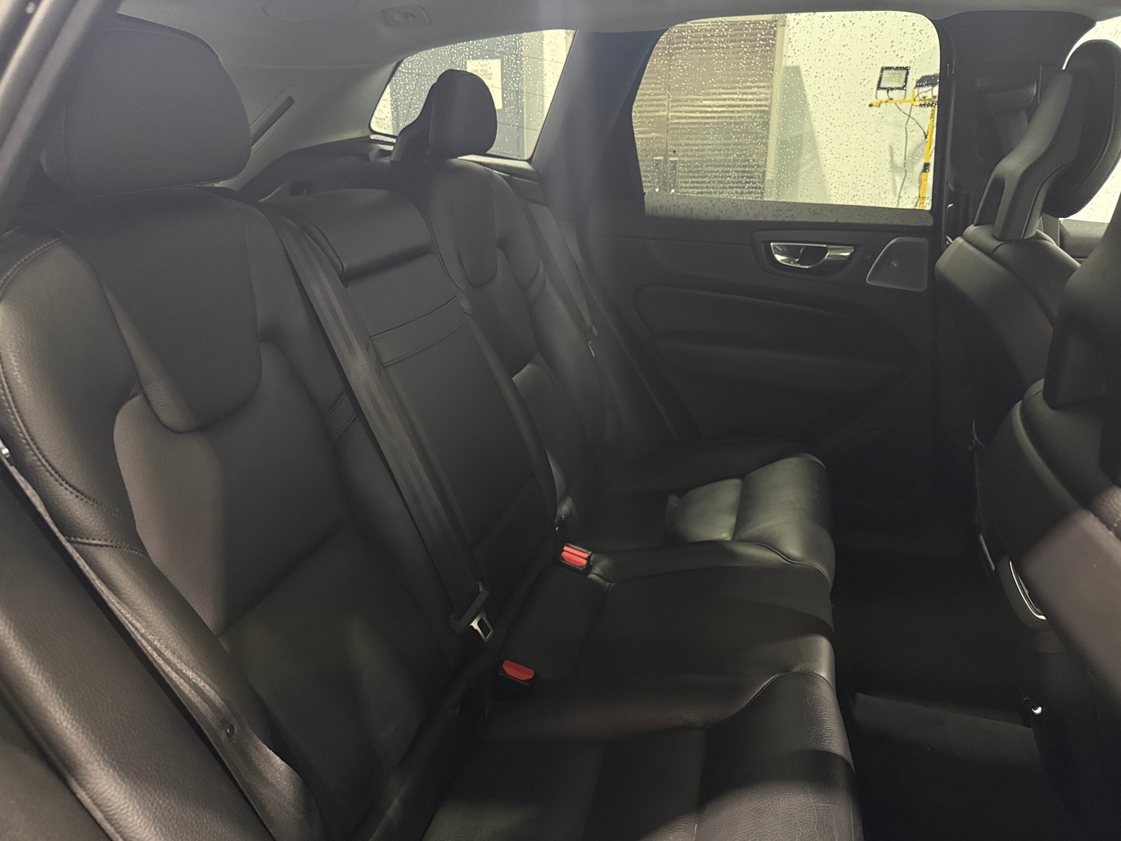 Thumbnail: 2018 Volvo XC60 - 5