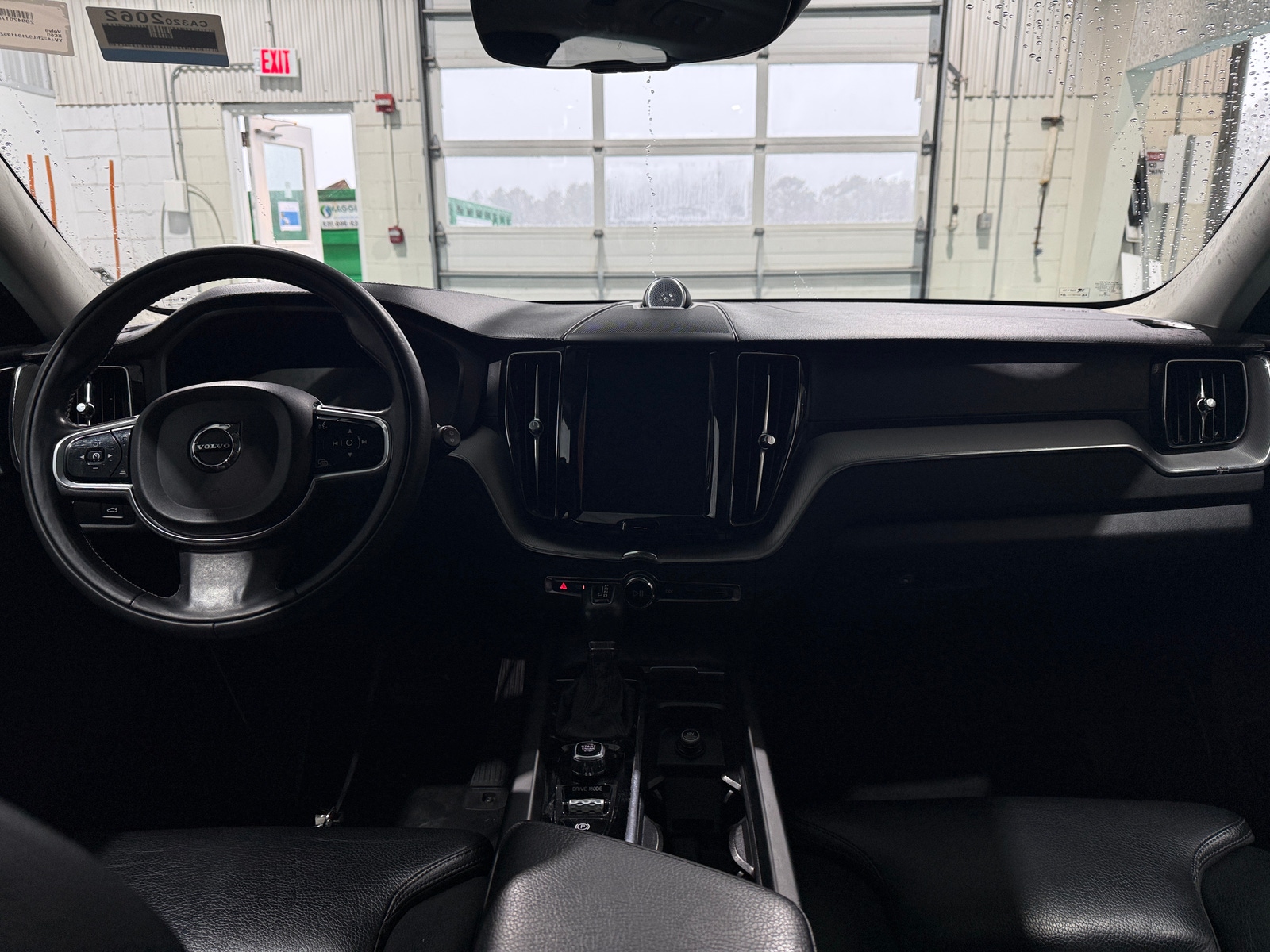 Thumbnail: 2018 Volvo XC60 - 2