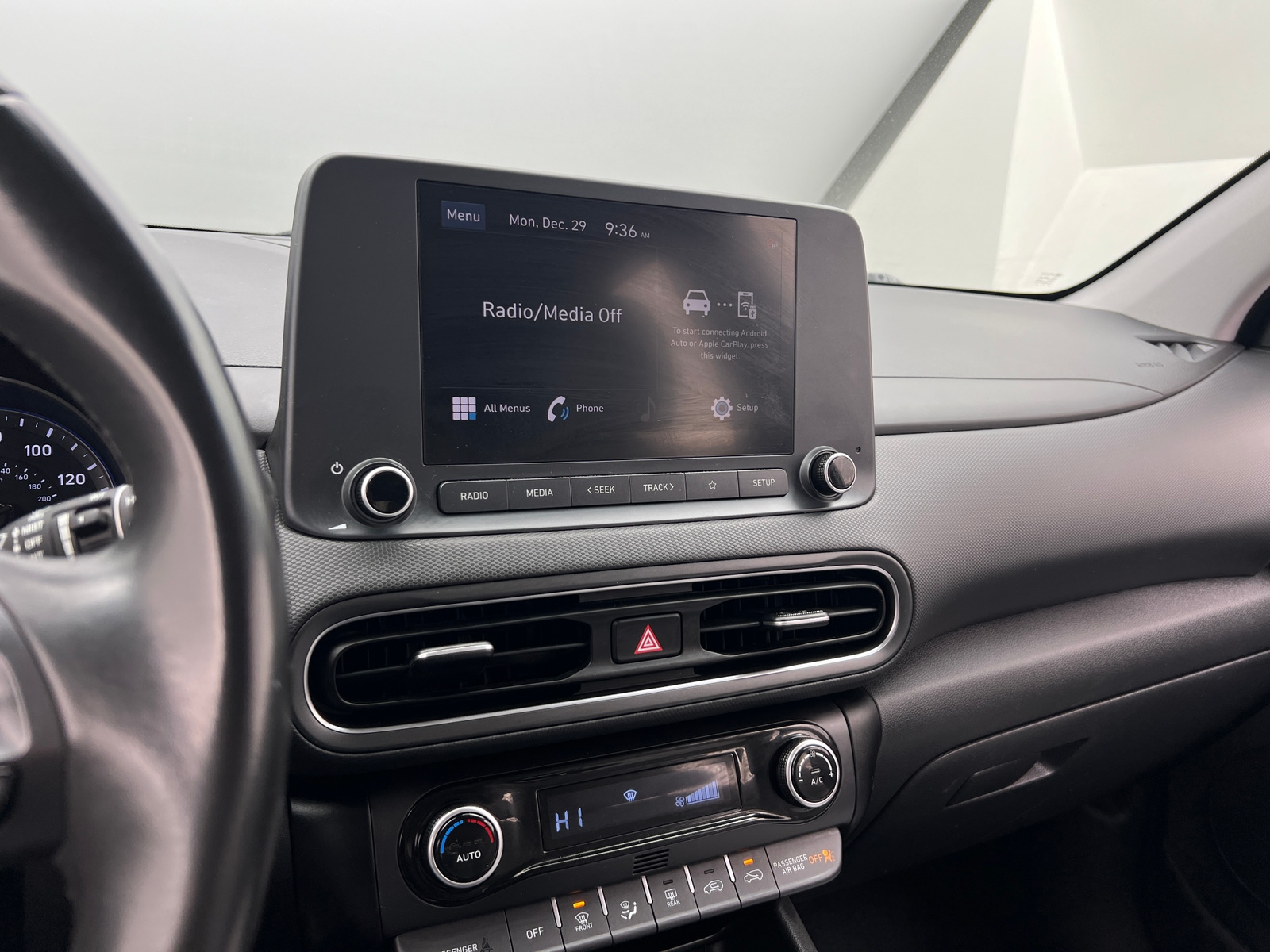 Thumbnail: 2022 Hyundai Kona - 4