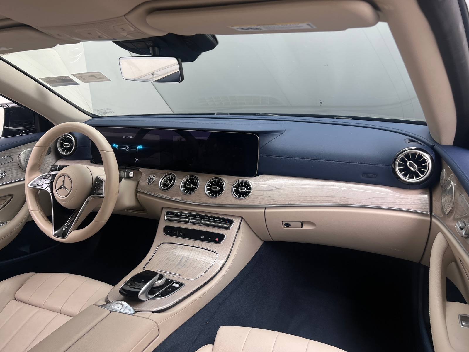 Thumbnail: 2022 Mercedes-Benz E-Class - 2