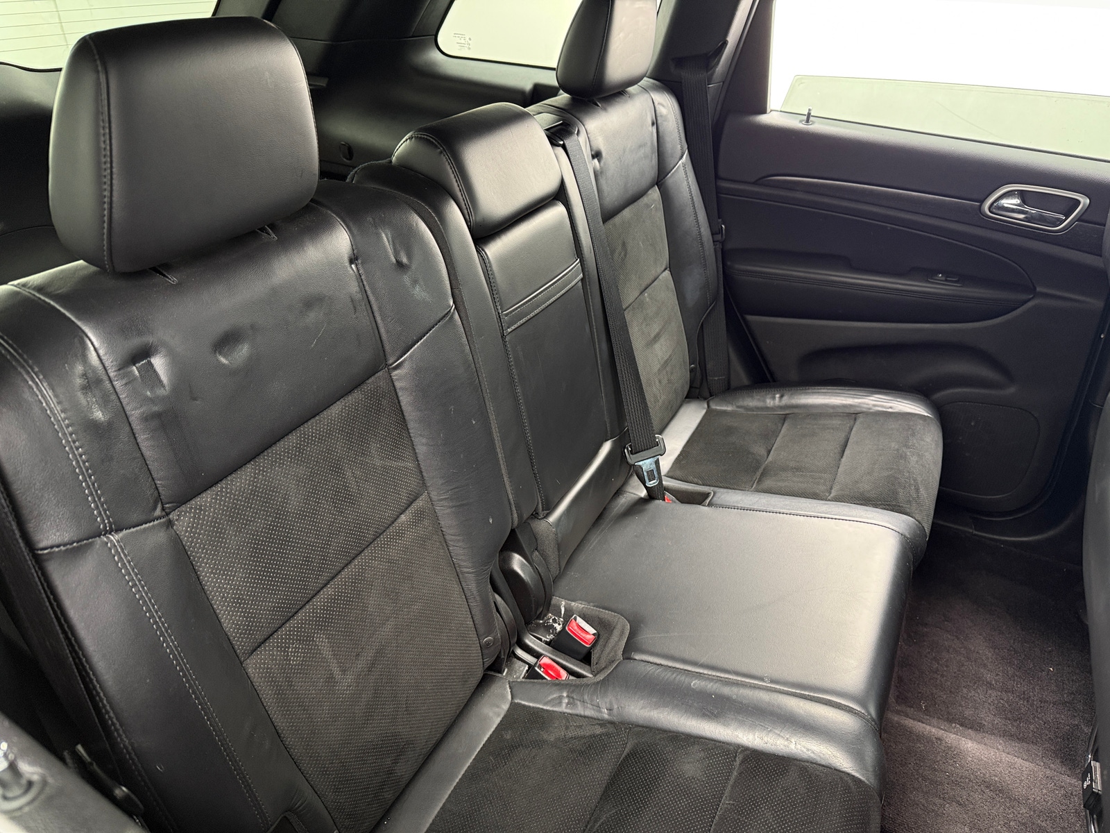 Thumbnail: 2017 Jeep Grand Cherokee - 5