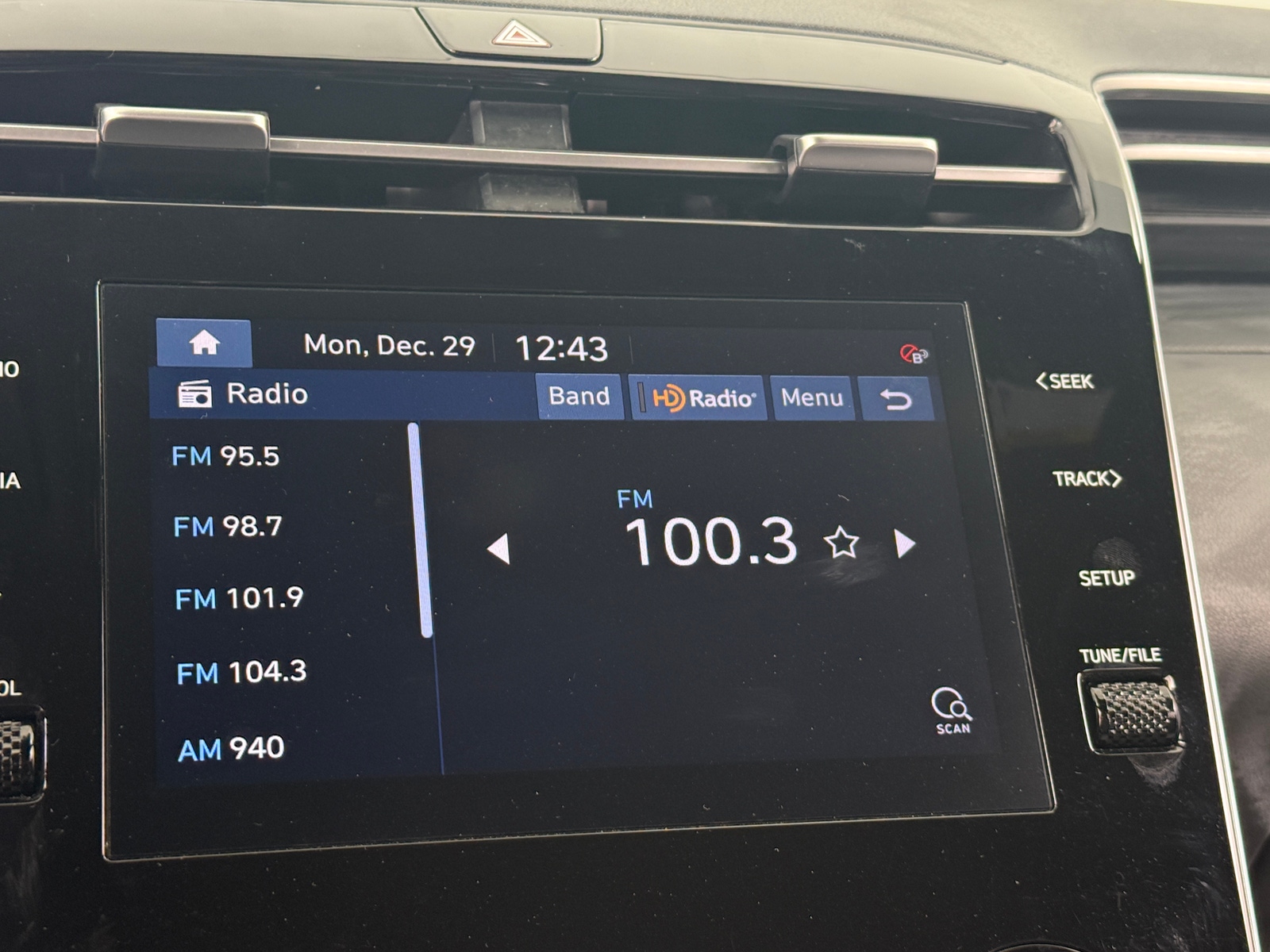 Thumbnail: 2022 Hyundai Santa Cruz - 4