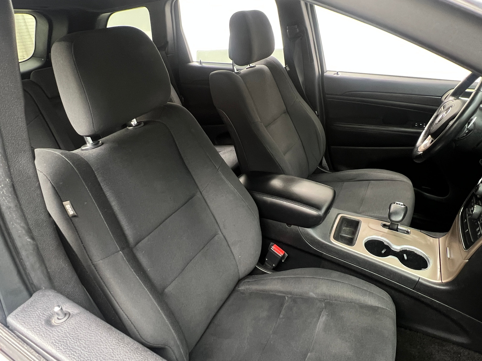 Thumbnail: 2015 Jeep Grand Cherokee - 2