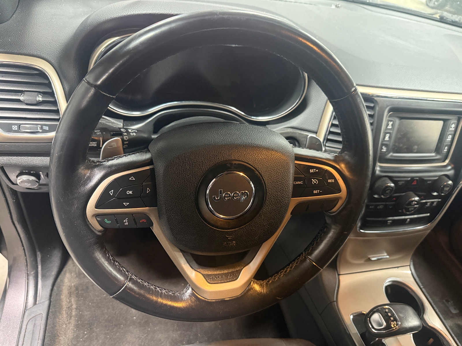 Thumbnail: 2015 Jeep Grand Cherokee - 5