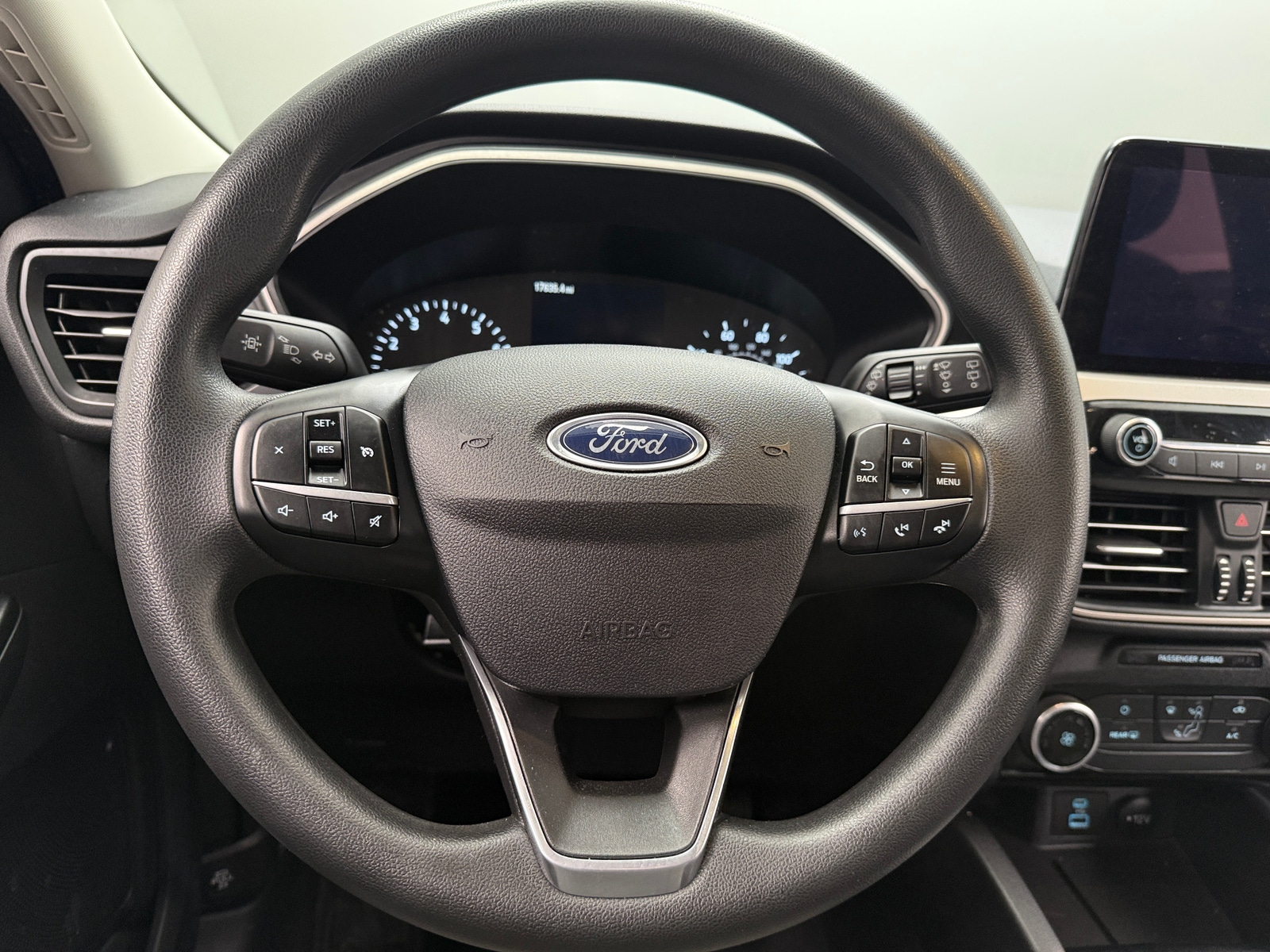 Thumbnail: 2022 Ford Escape - 5