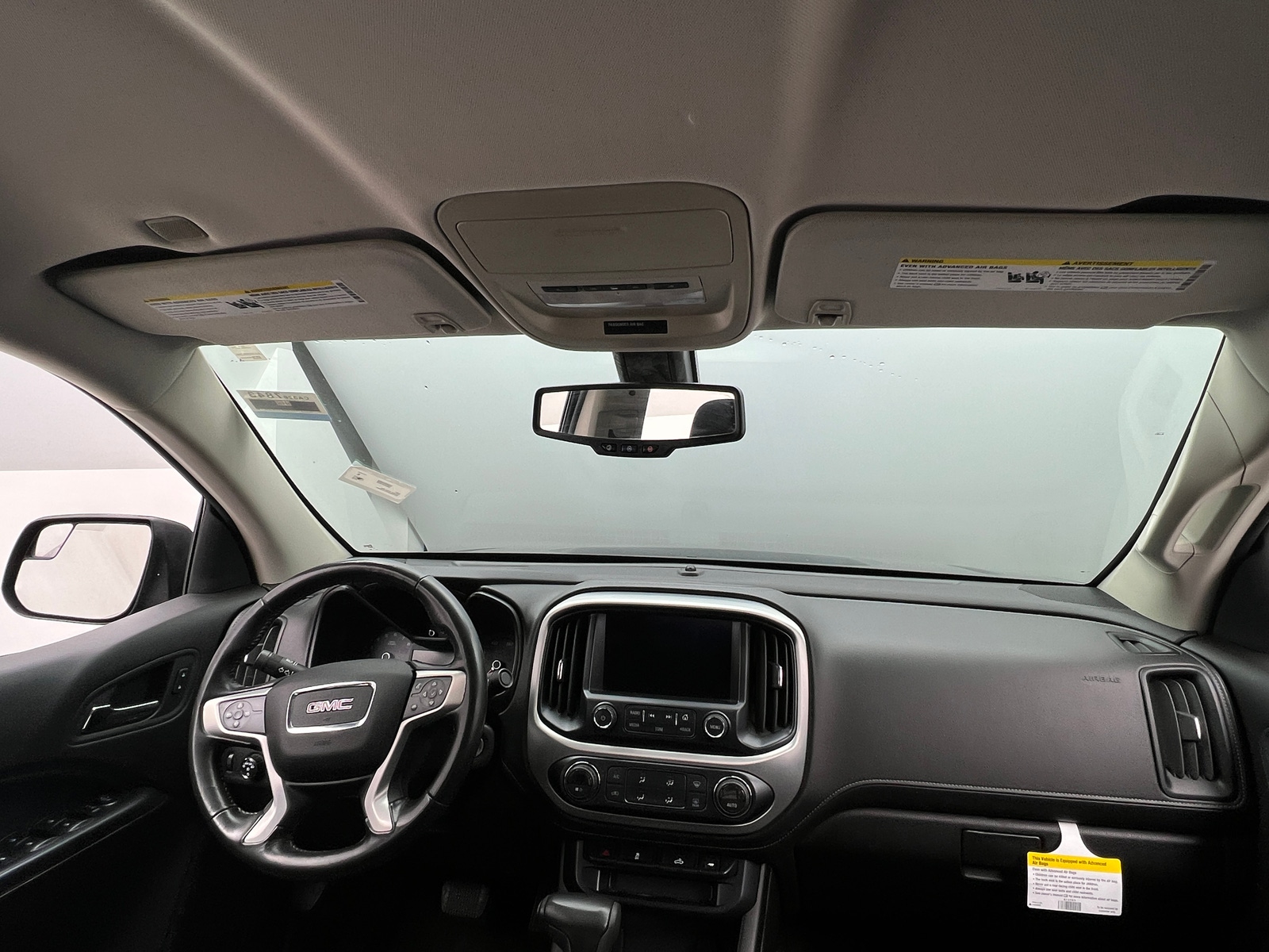 Thumbnail: 2016 GMC Canyon - 3