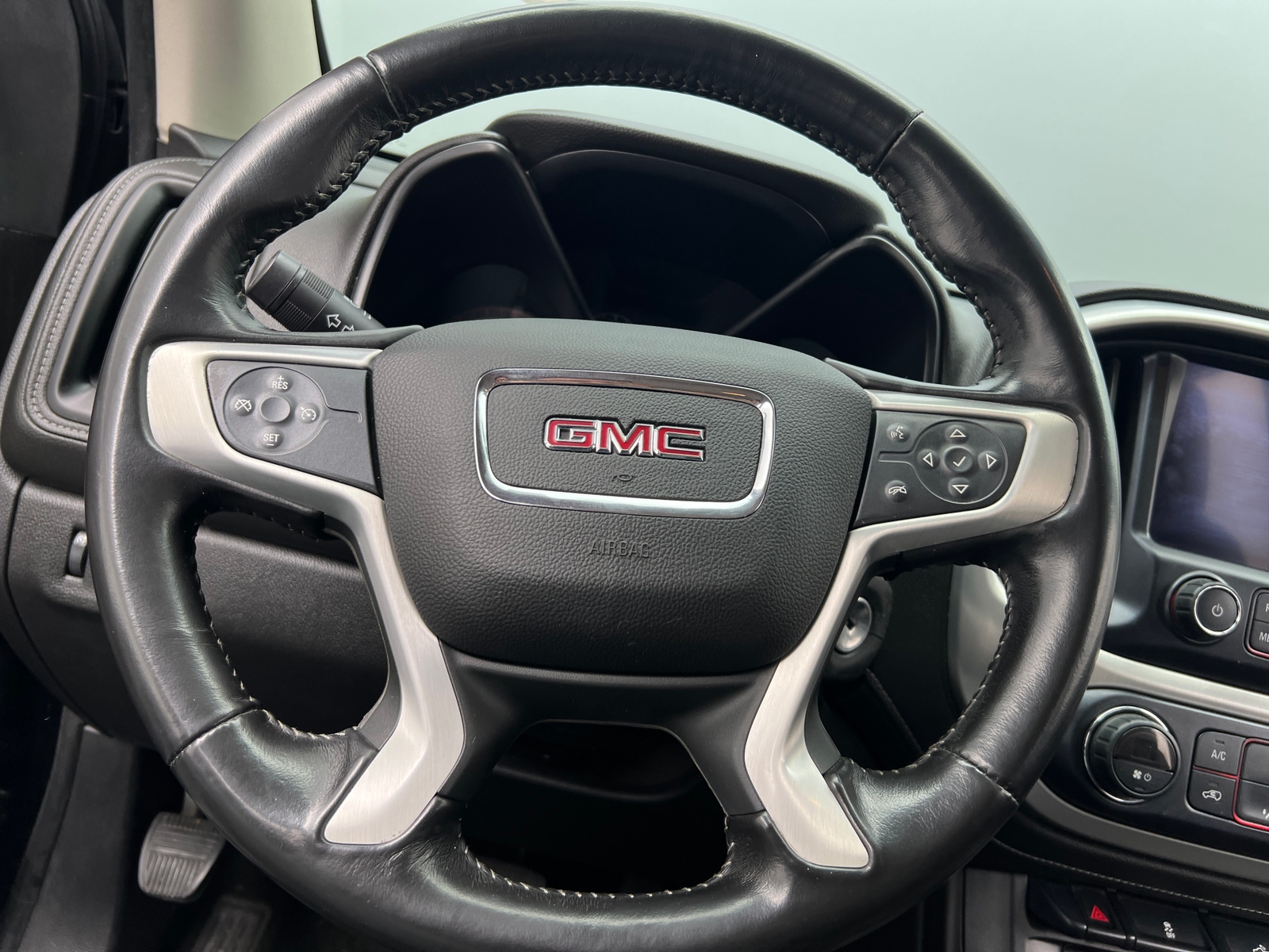 Thumbnail: 2016 GMC Canyon - 5