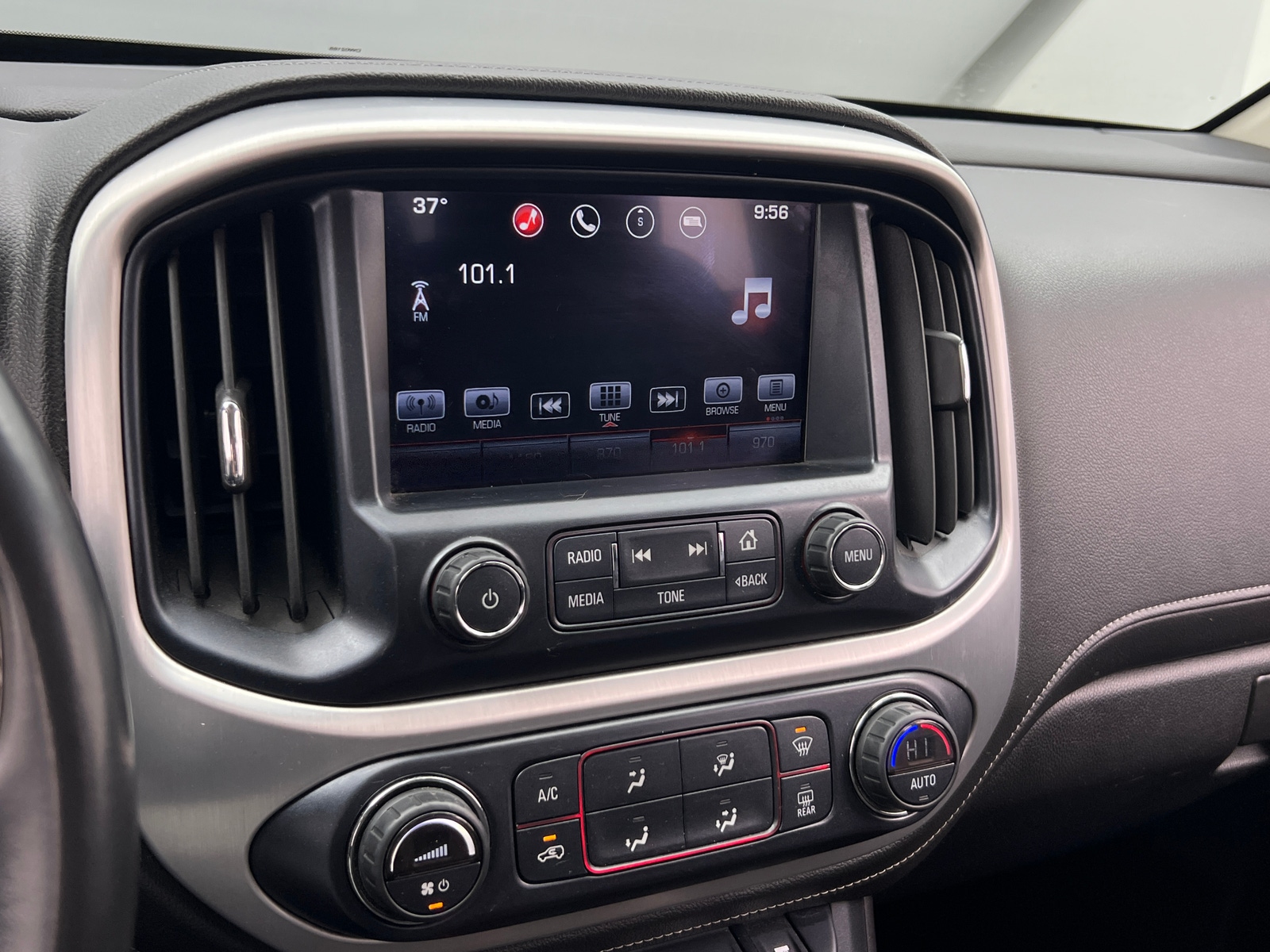 Thumbnail: 2016 GMC Canyon - 4