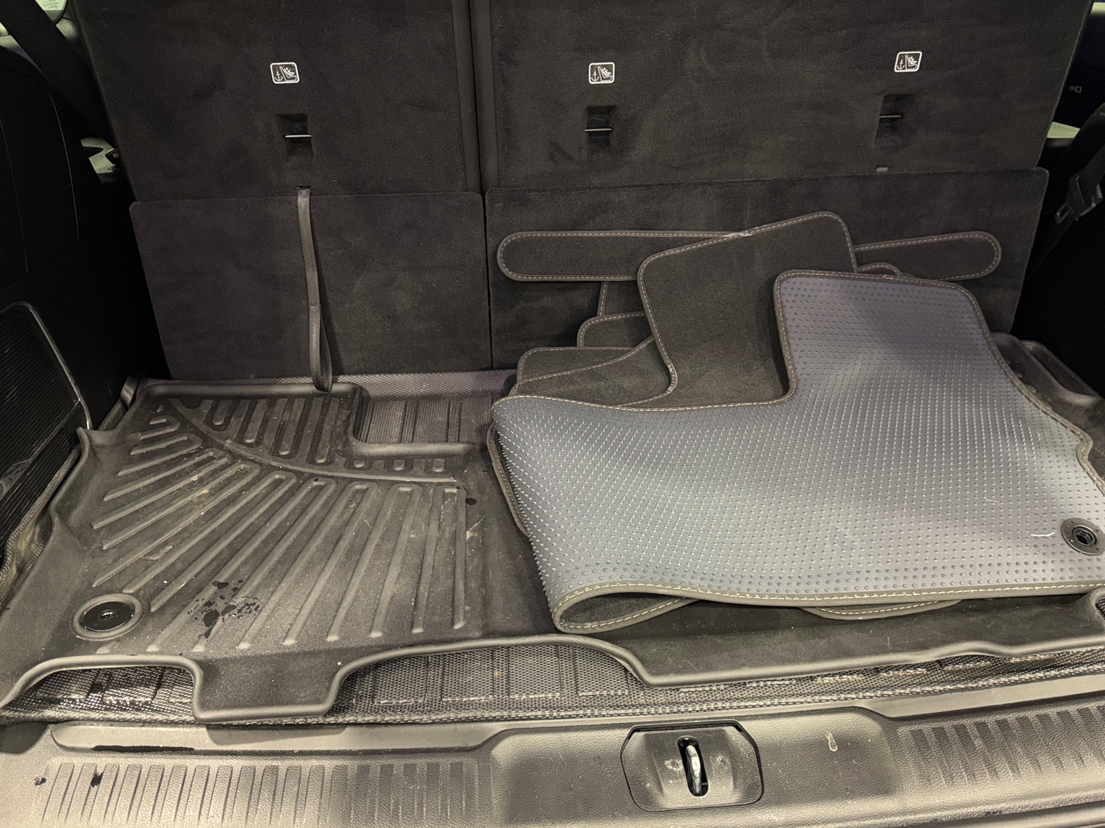 Thumbnail: 2024 Jeep Wagoneer - 6