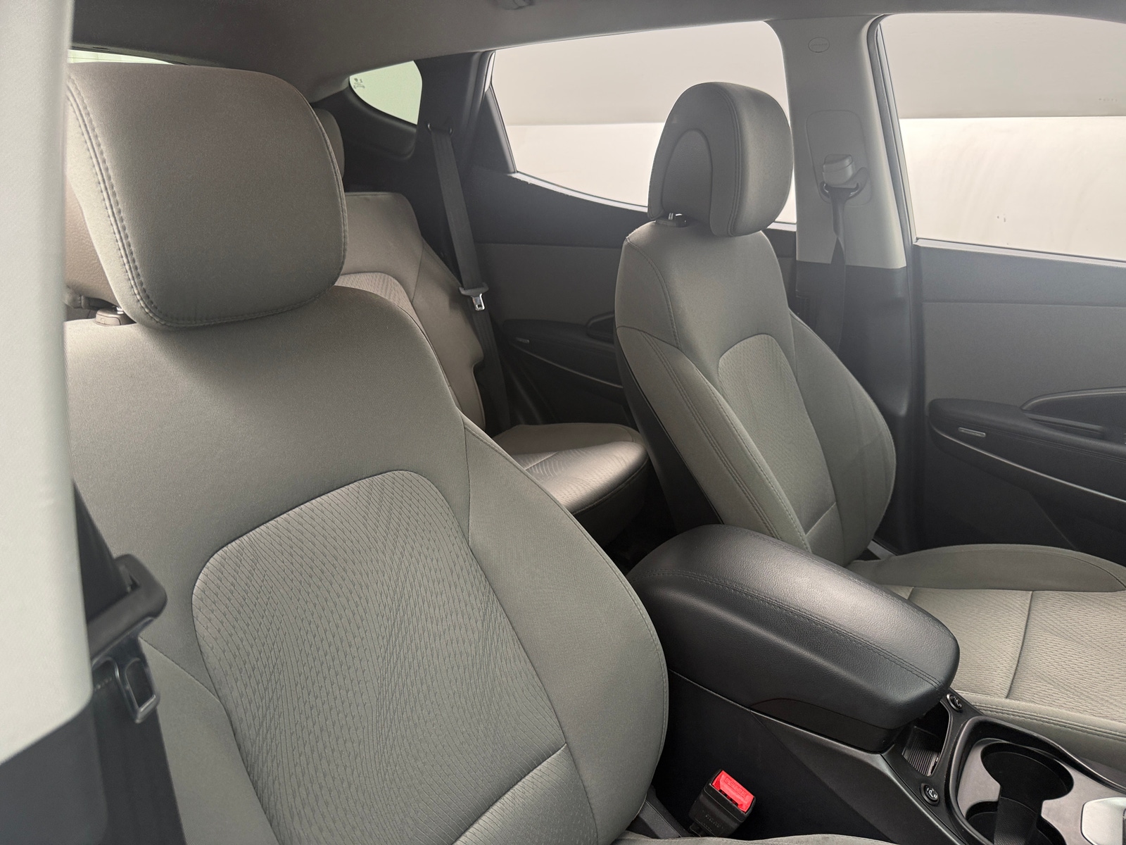 Thumbnail: 2017 Hyundai Santa Fe - 2