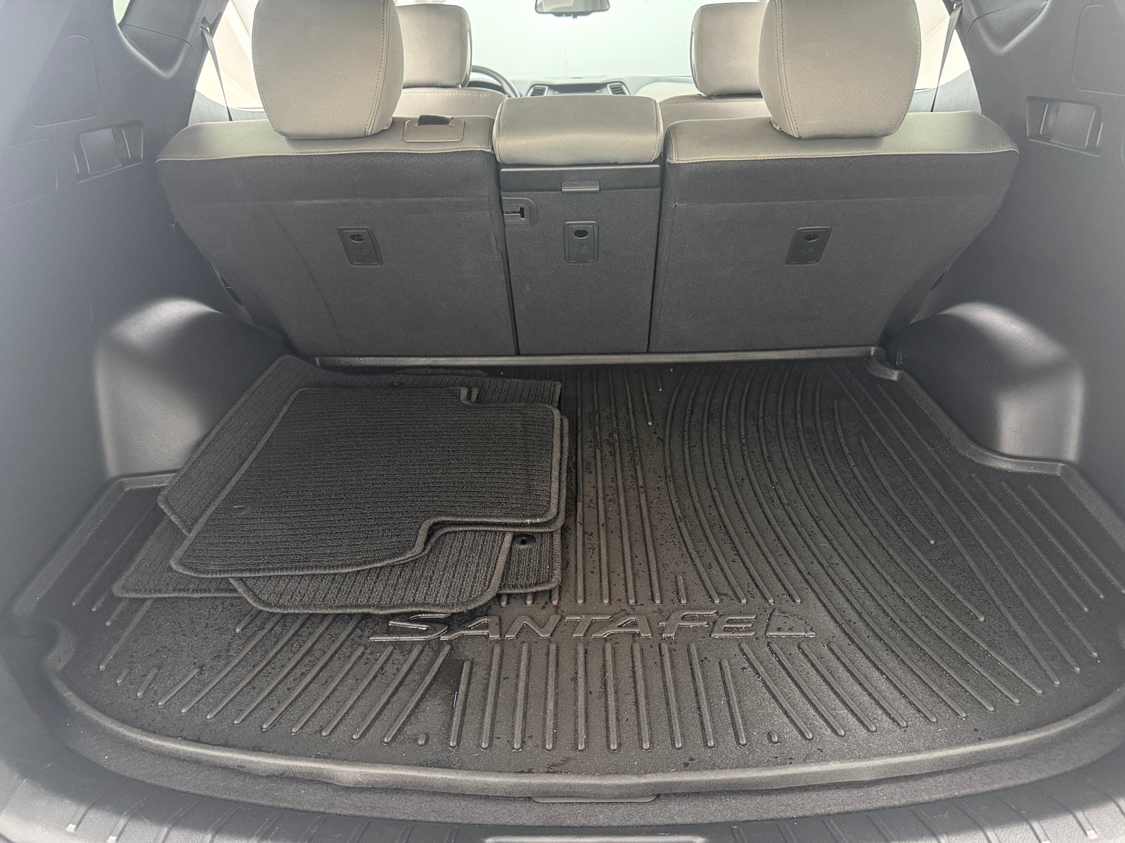 Thumbnail: 2017 Hyundai Santa Fe - 7