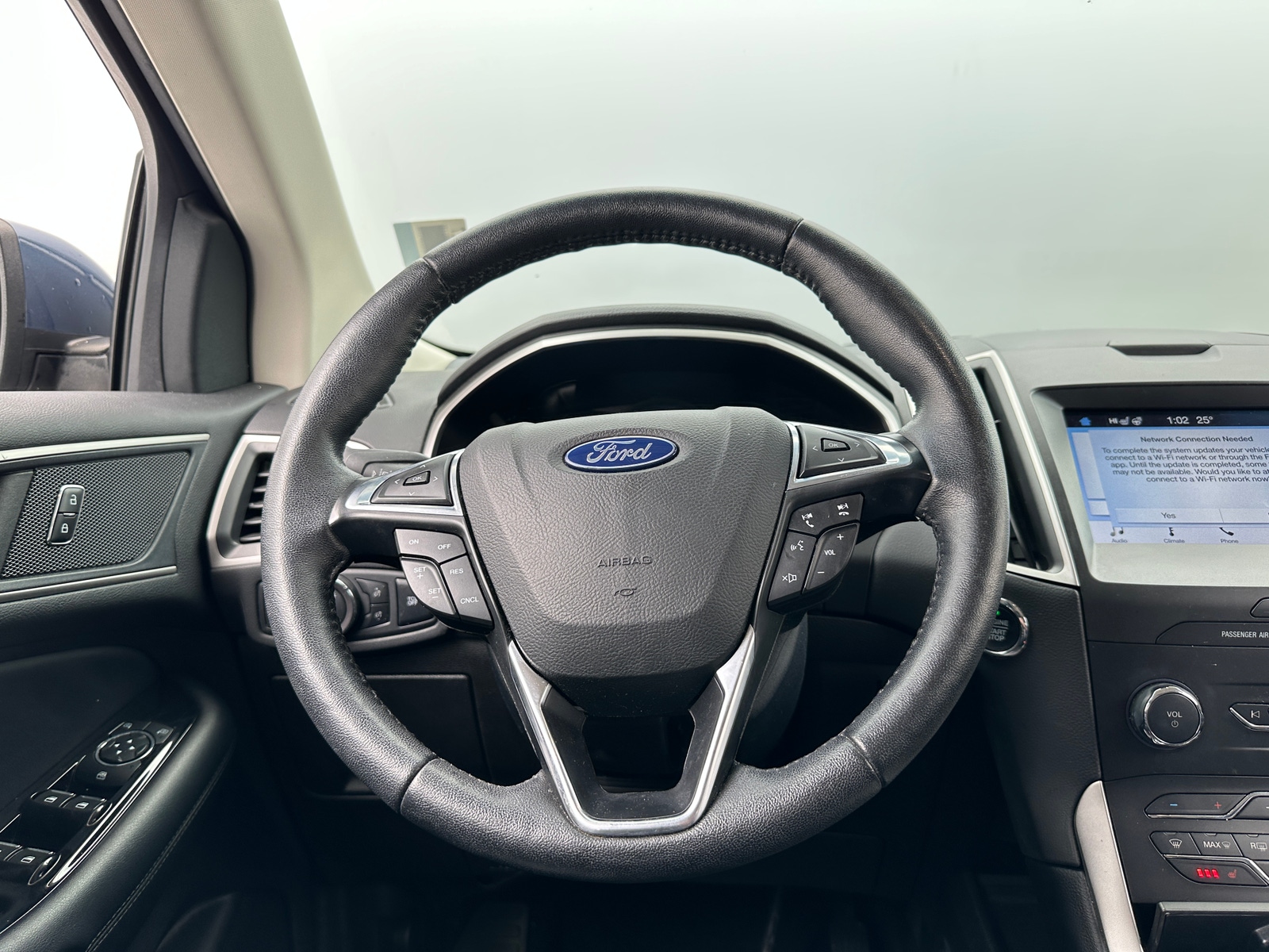 Thumbnail: 2019 Ford Edge - 4
