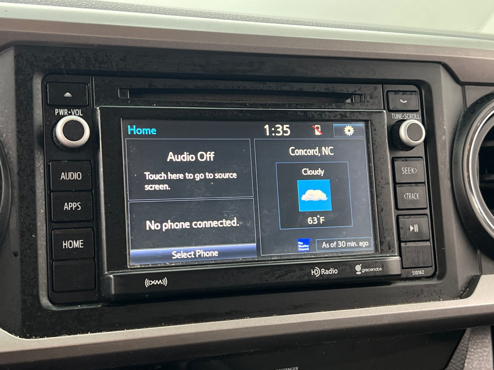 Thumbnail: 2016 Toyota Tacoma - 4