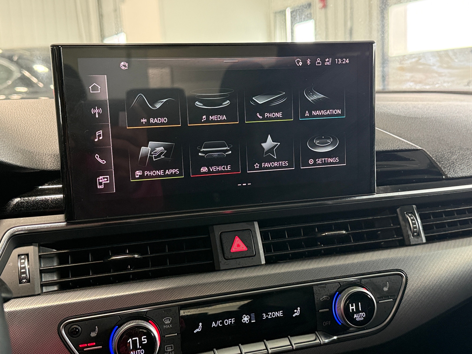 Thumbnail: 2022 Audi A4 - 3