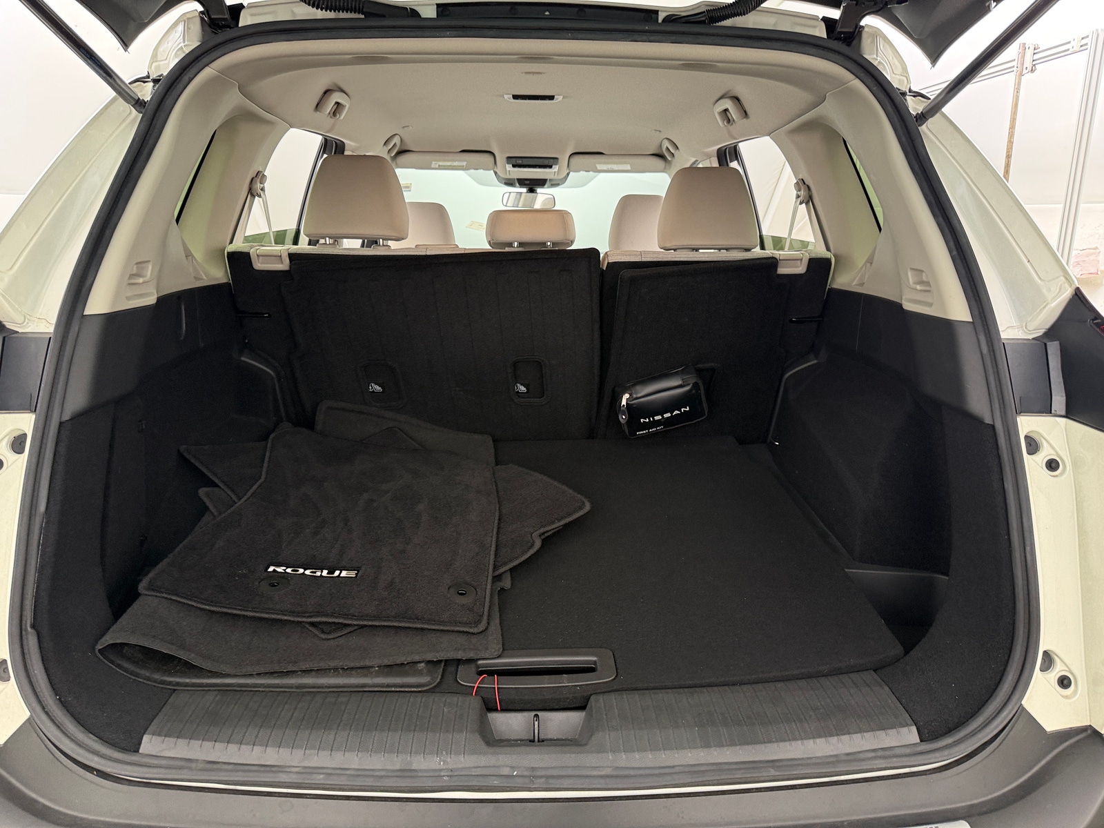 Thumbnail: 2023 Nissan Rogue - 7