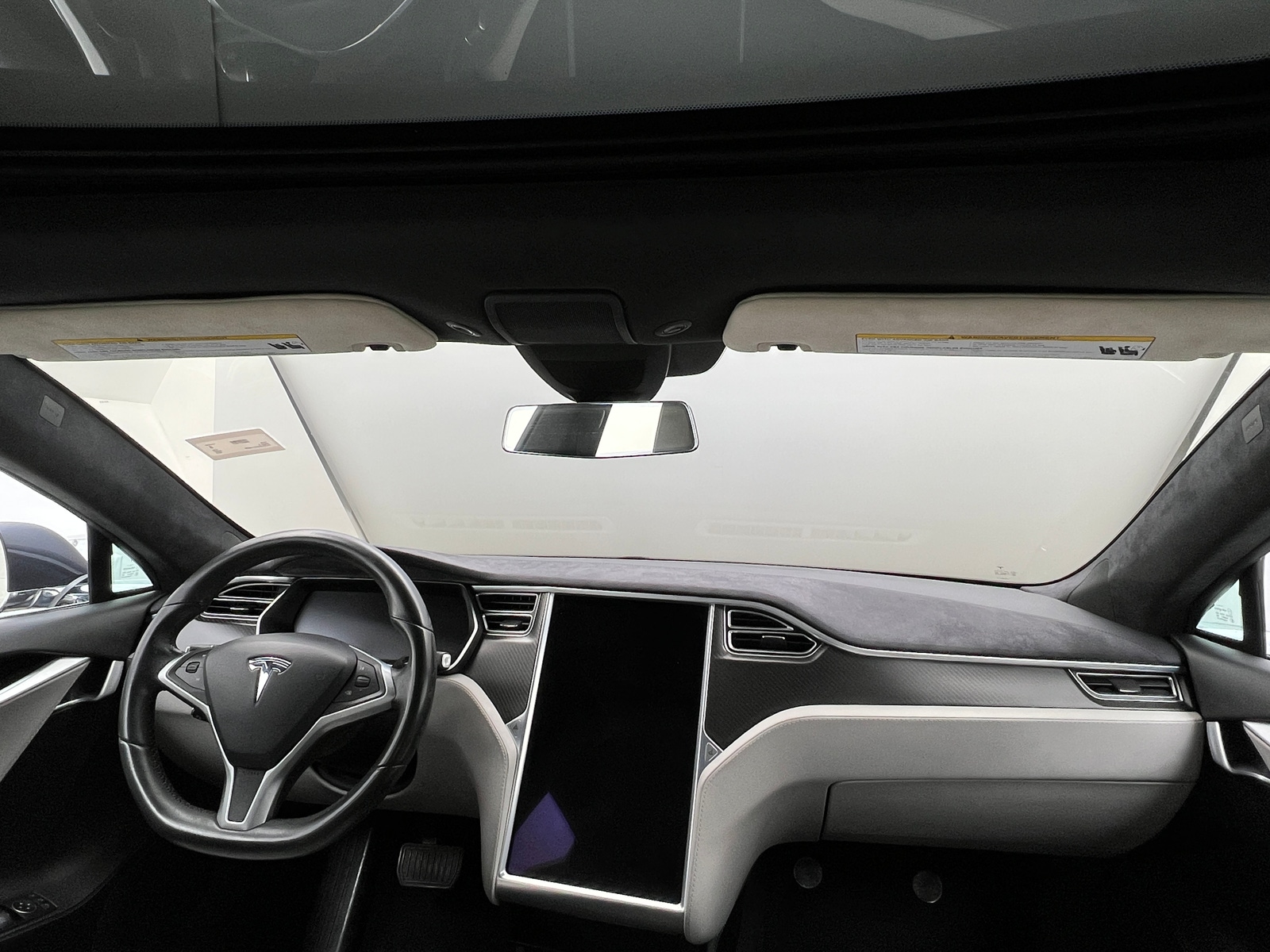 Thumbnail: 2015 Tesla Model S - 2