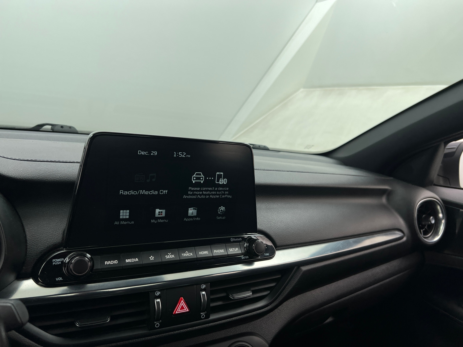 Thumbnail: 2021 Kia Forte - 4