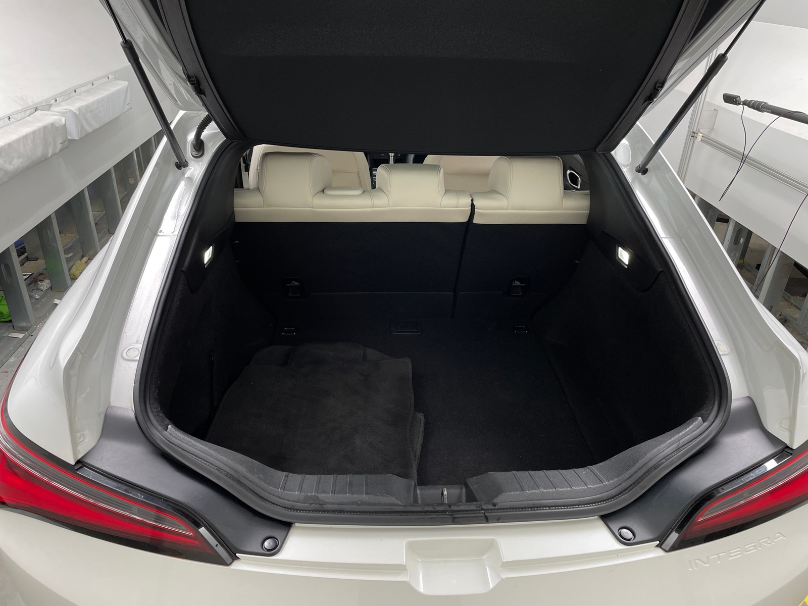 Thumbnail: 2023 Acura Integra - 6