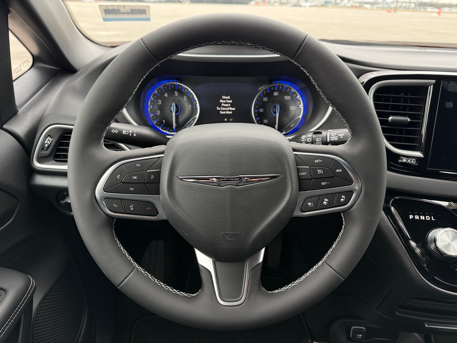 Thumbnail: 2026 Chrysler Voyager - 4