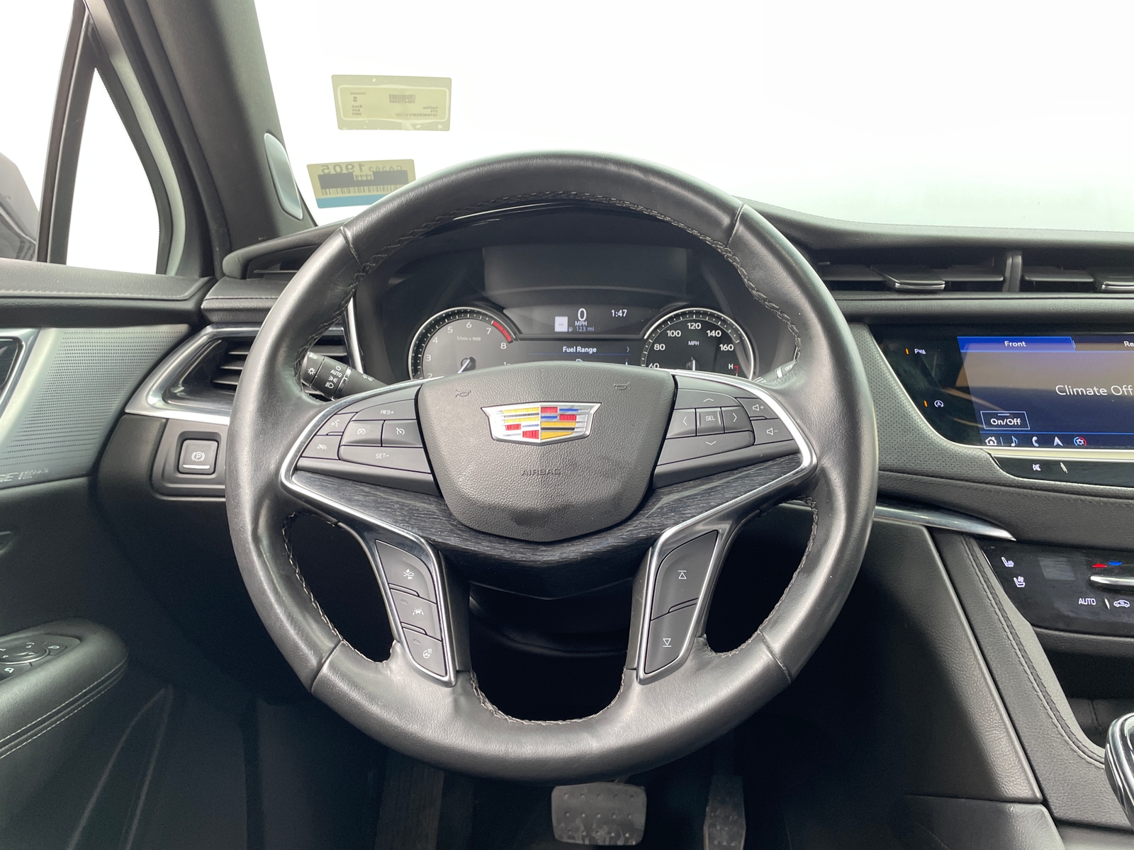 Thumbnail: 2023 Cadillac XT5 - 4