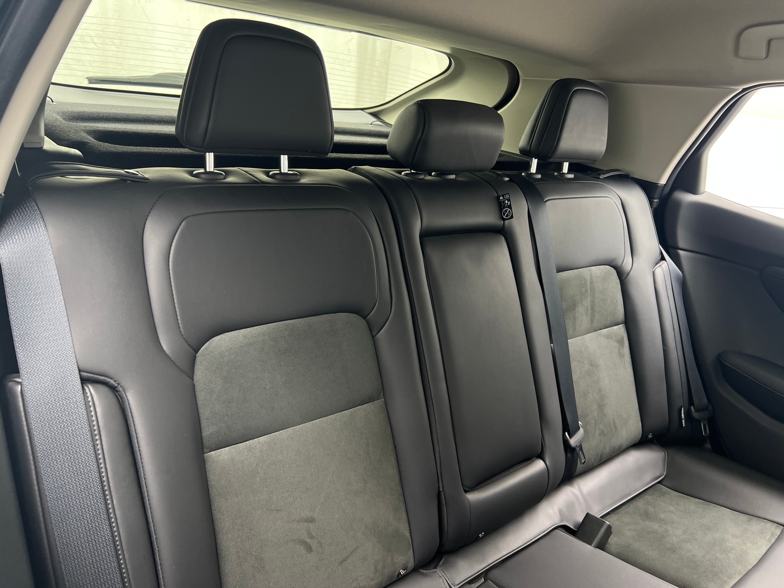 Thumbnail: 2024 Nissan Ariya - 5