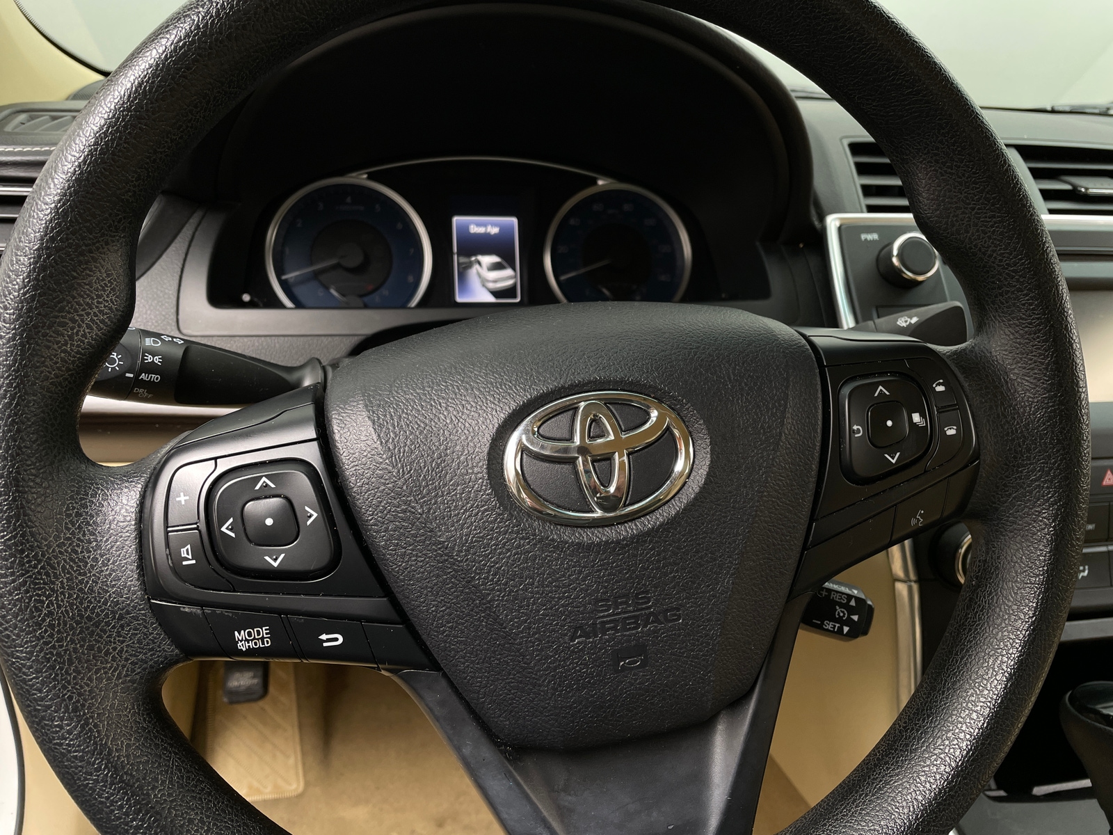 Thumbnail: 2017 Toyota Camry - 4