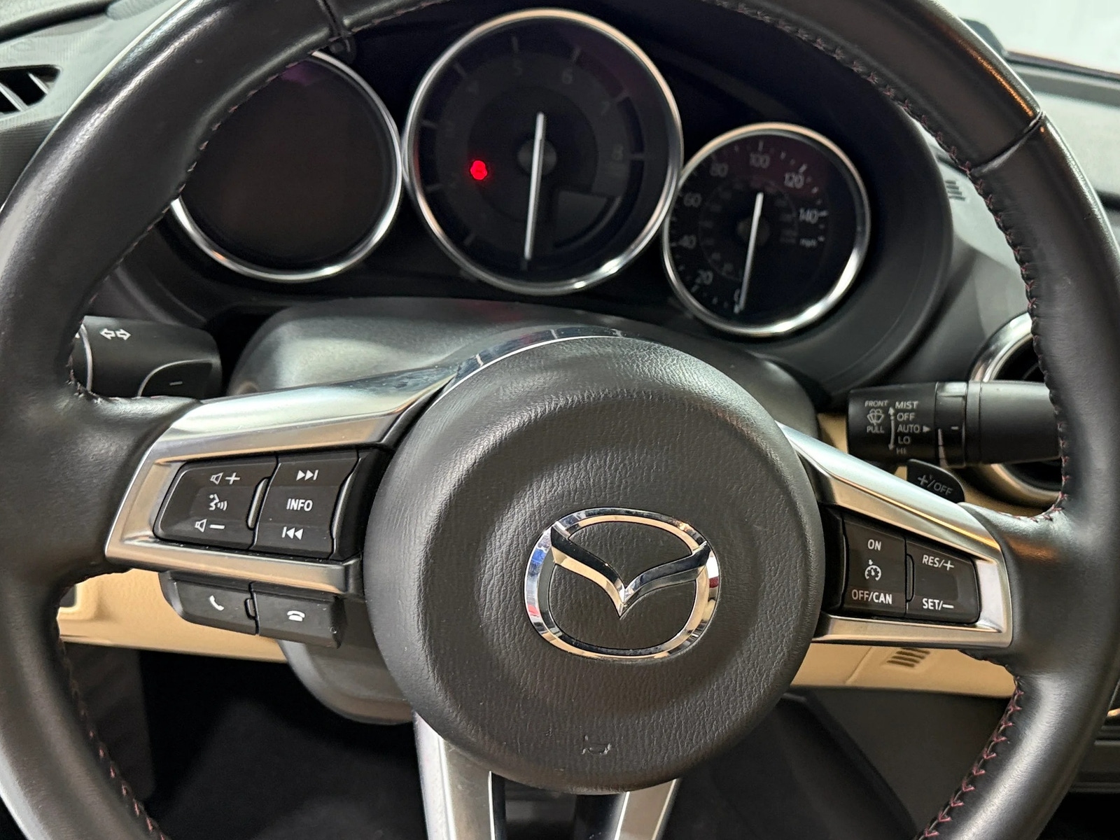 Thumbnail: 2016 Mazda MX-5 Miata - 3