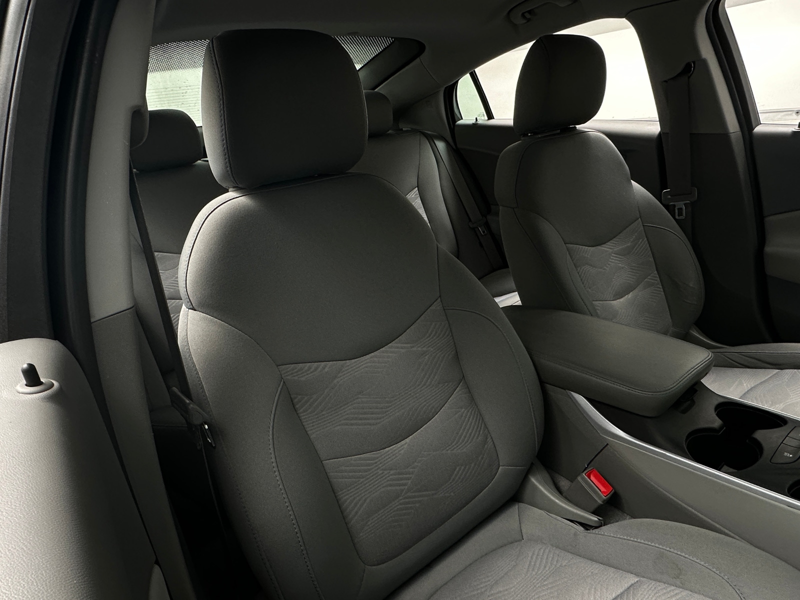 Thumbnail: 2019 Chevrolet Volt - 2