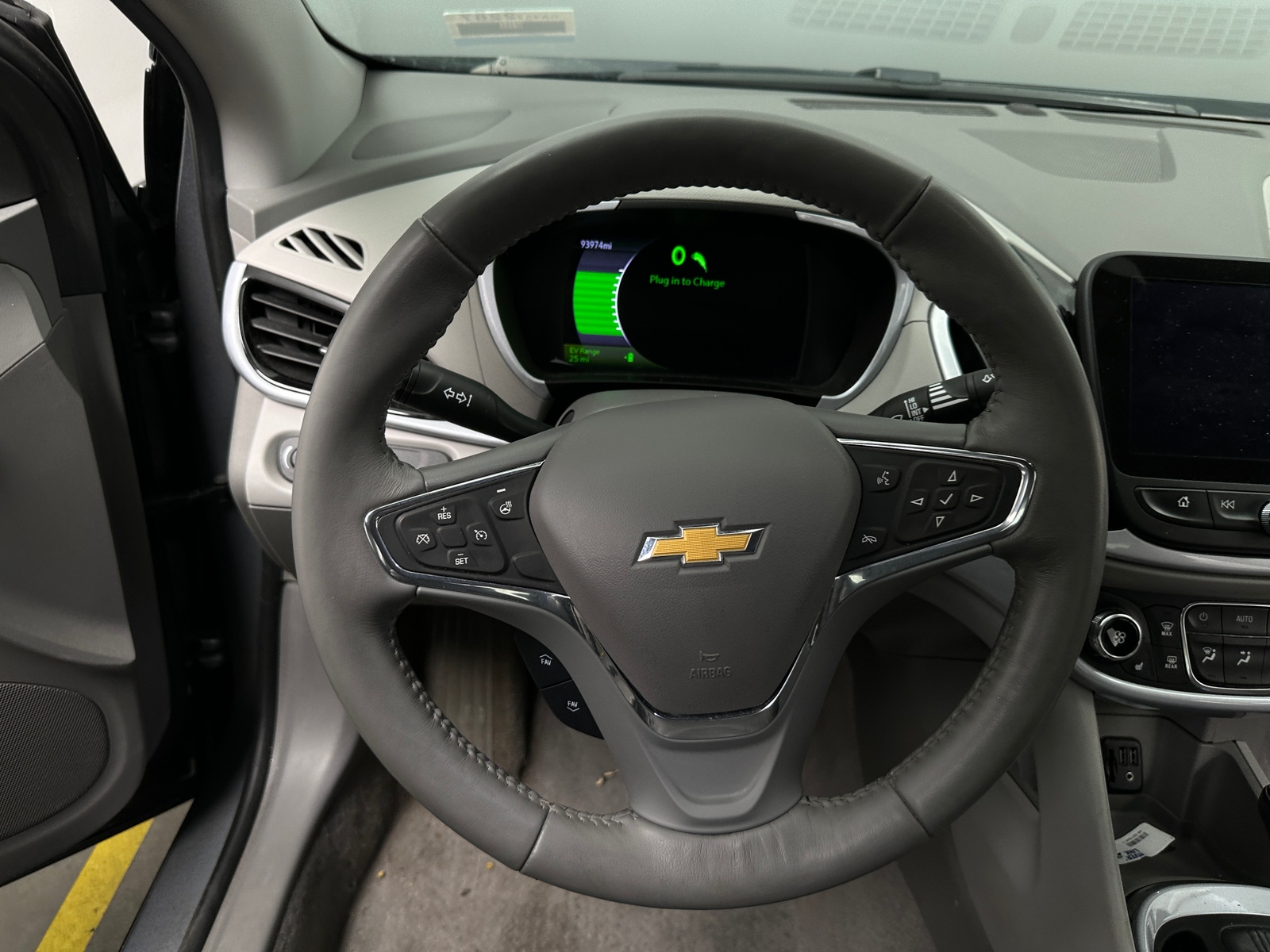 Thumbnail: 2019 Chevrolet Volt - 5
