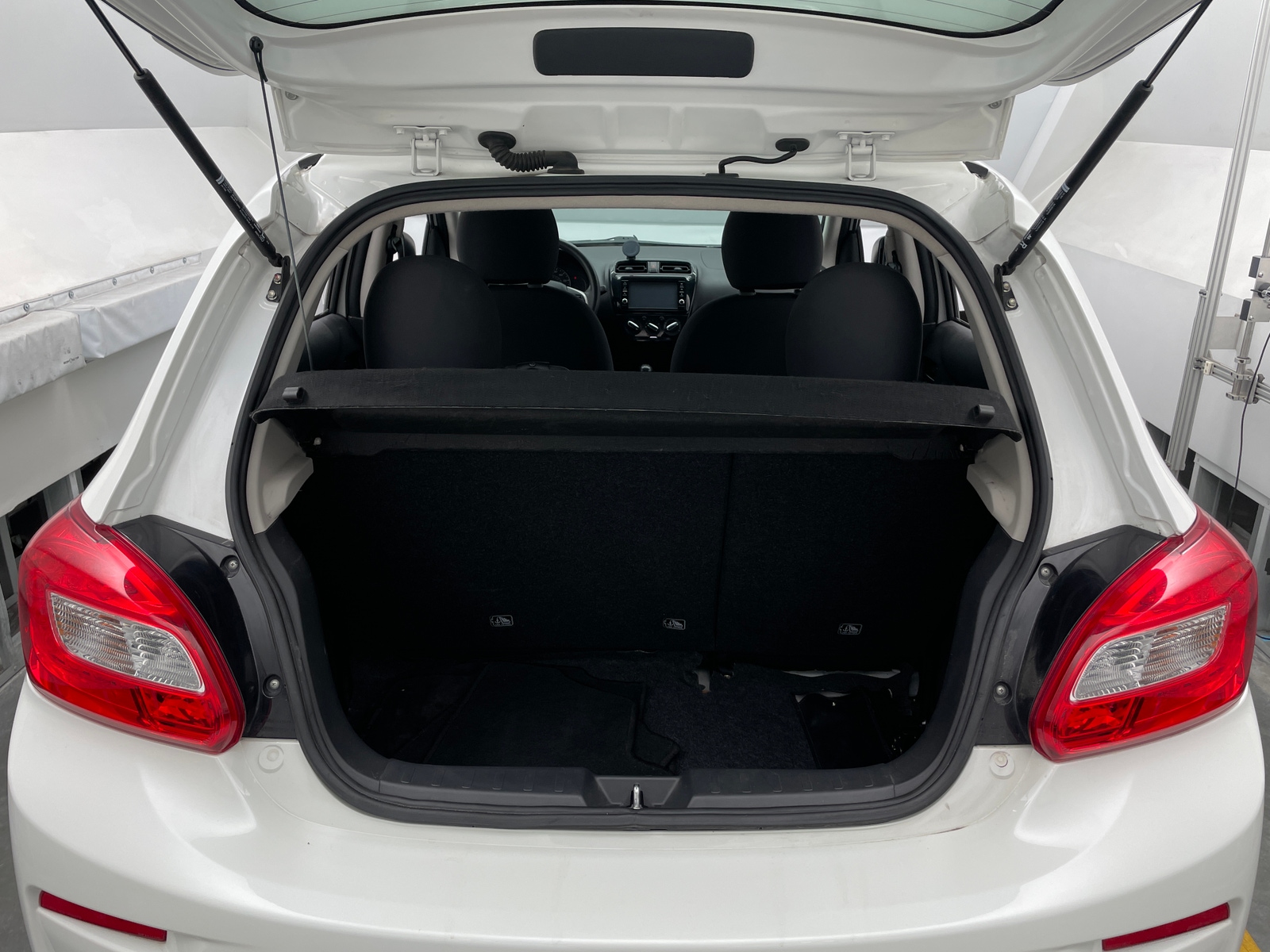 Thumbnail: 2019 Mitsubishi Mirage - 7